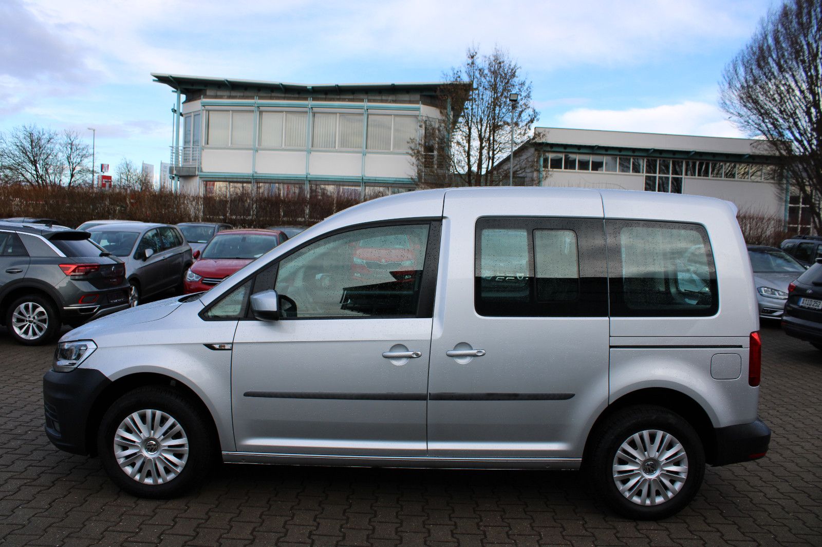 Fahrzeugabbildung Volkswagen Caddy 1,4TGI CNG/Benzin PDC,AHK,Klima 1.Hand