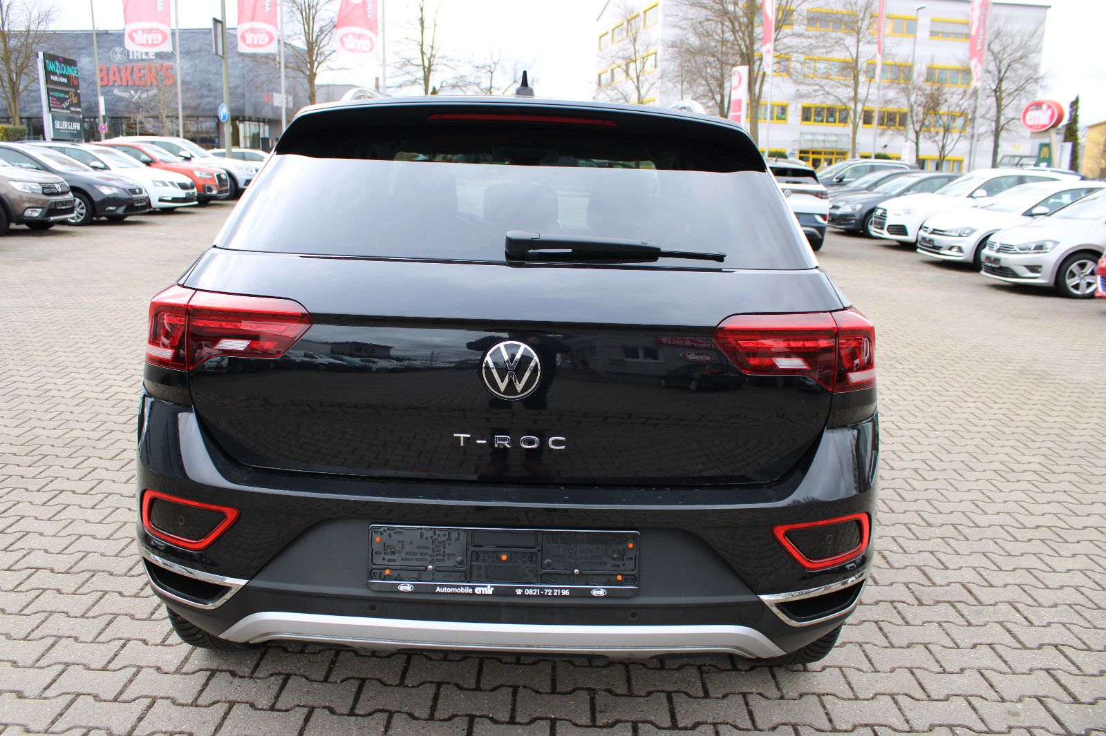 Fahrzeugabbildung Volkswagen T-Roc 1.5 TSI DSG Style PDC,ACC,LED,SHZ