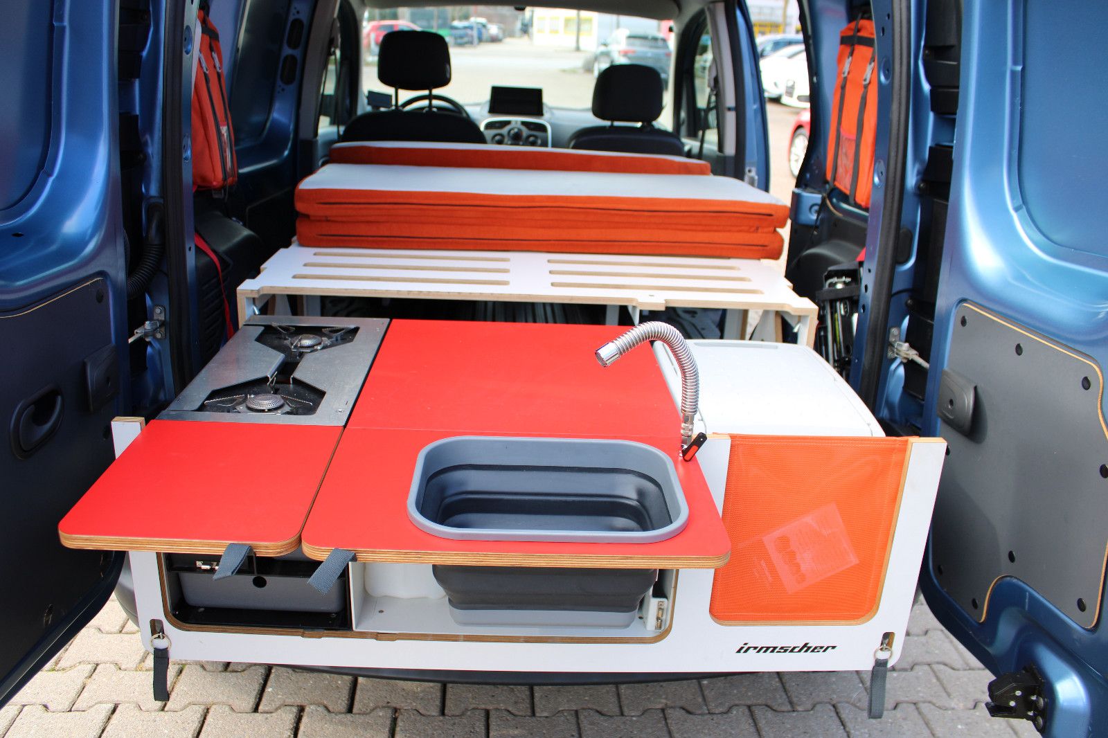 Fahrzeugabbildung Renault Kangoo TCe 115 EDC by Irmscher Bett,Hern,Kühlbox