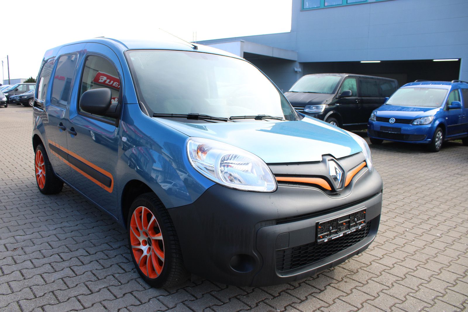 Fahrzeugabbildung Renault Kangoo TCe 115 EDC by Irmscher Bett,Hern,Kühlbox