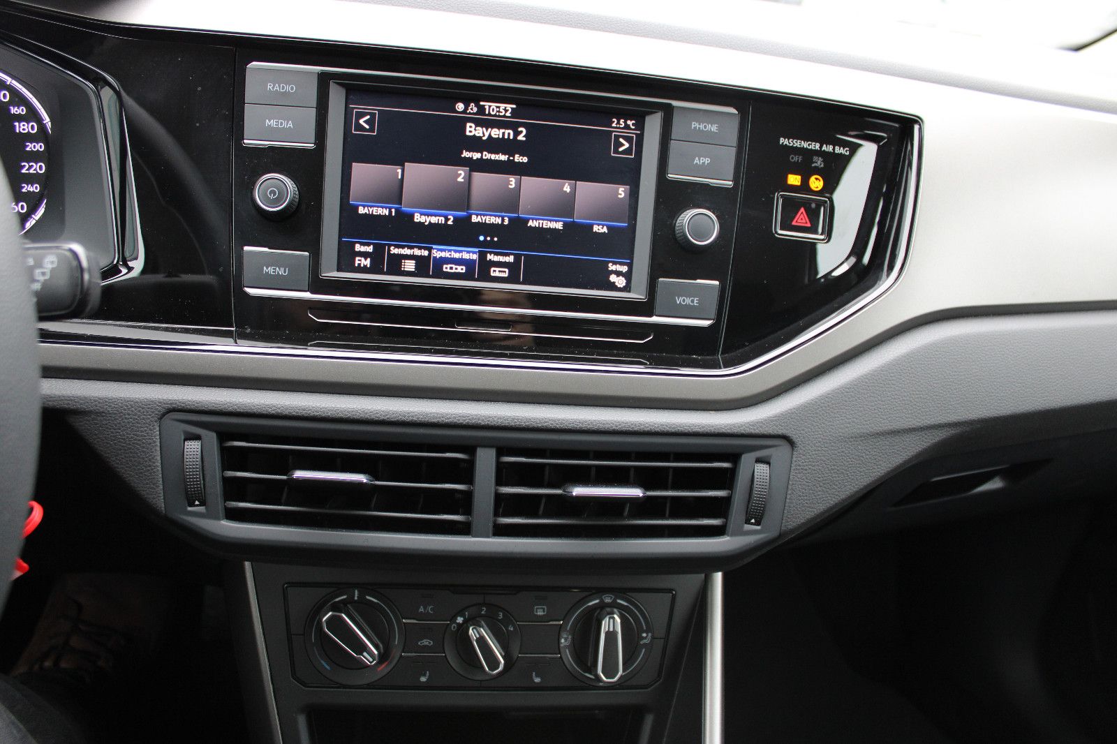 Fahrzeugabbildung Volkswagen Polo 1.0 TSI Comfortline PDC,LED,SHZ