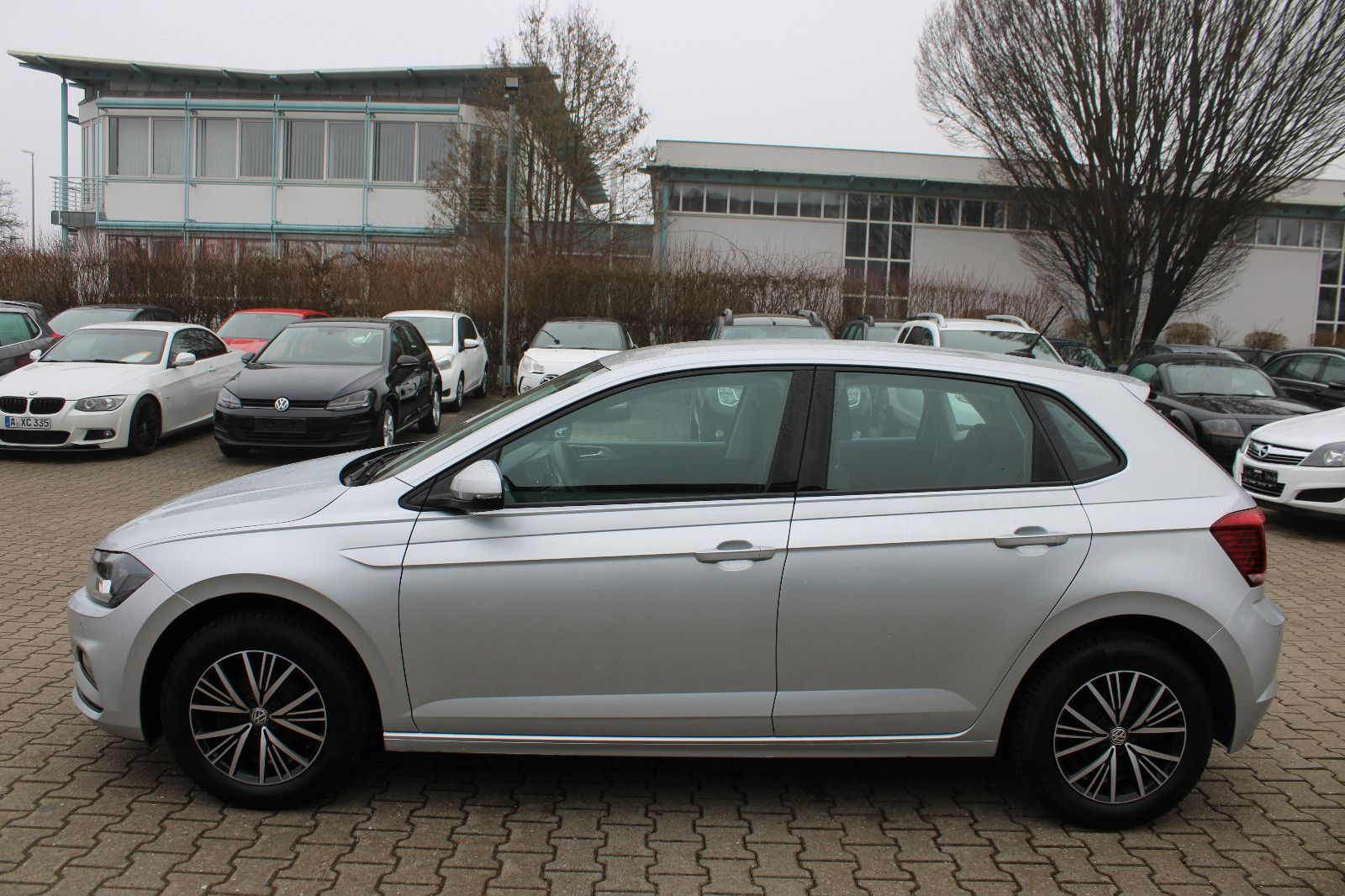 Fahrzeugabbildung Volkswagen Polo 1.0 TSI Comfortline PDC,LED,SHZ