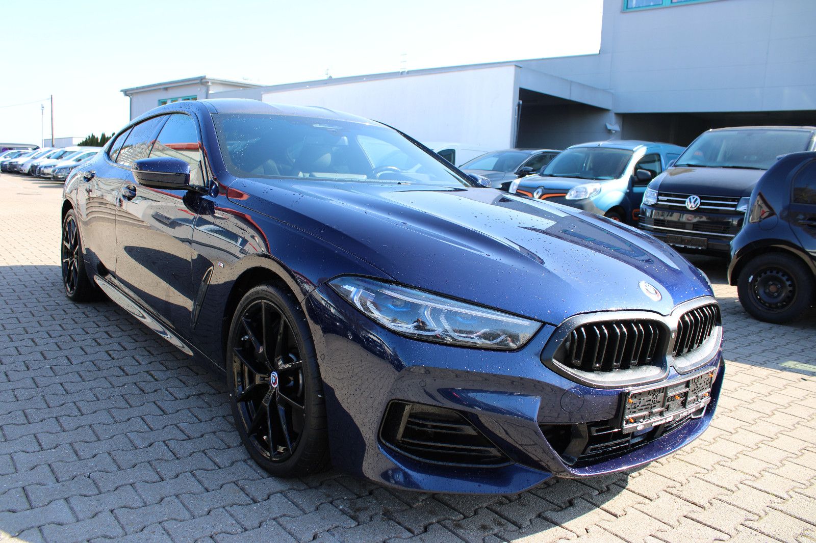 Fahrzeugabbildung BMW 840i xDrive Gran Coupé Carbon Paket Head-Up