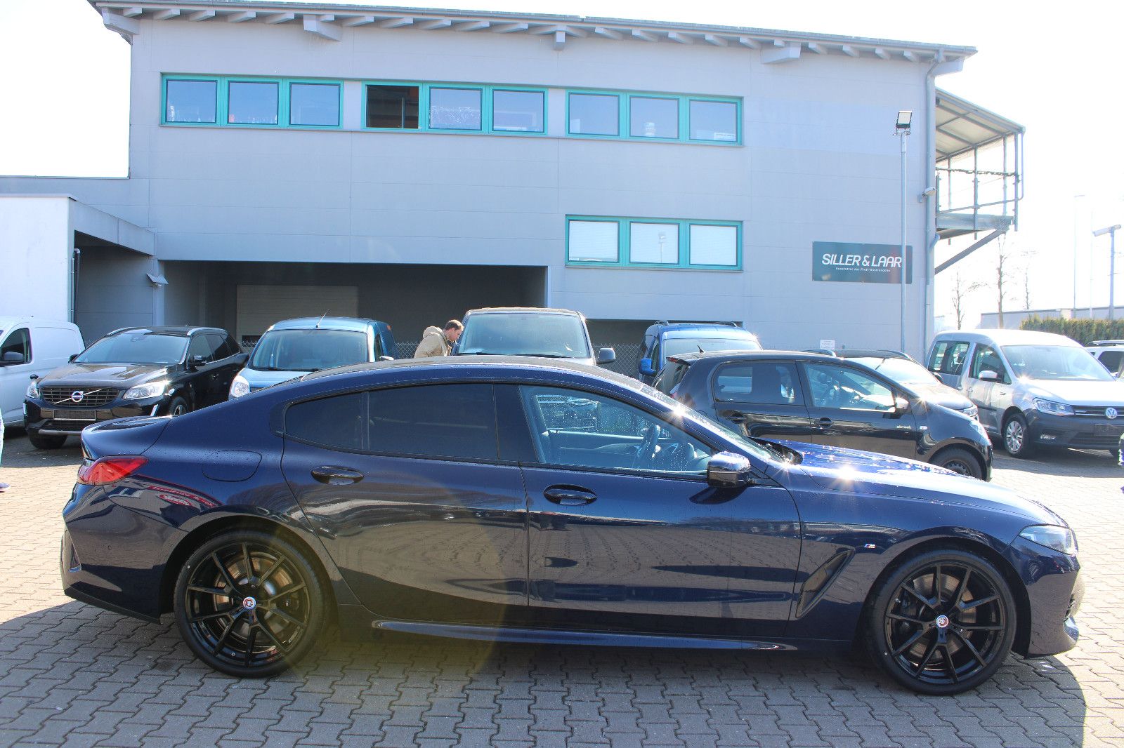 Fahrzeugabbildung BMW 840i xDrive Gran Coupé Carbon Paket Head-Up