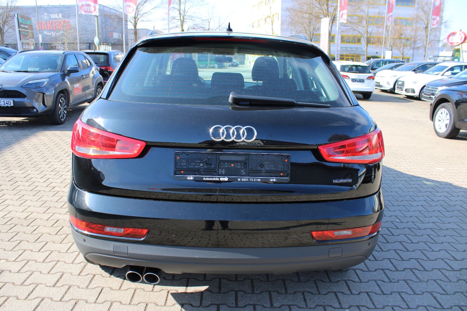Fahrzeugabbildung Audi Q3 2.0 TDI S tronic quattro Navi,PDC,SHZ,Xenon,L