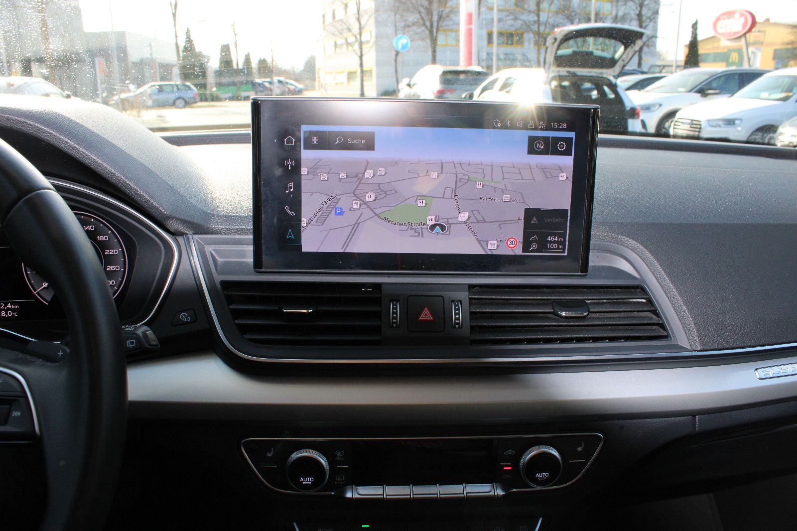 Fahrzeugabbildung Audi Q5 TFSI Hybrid S tronic quattro