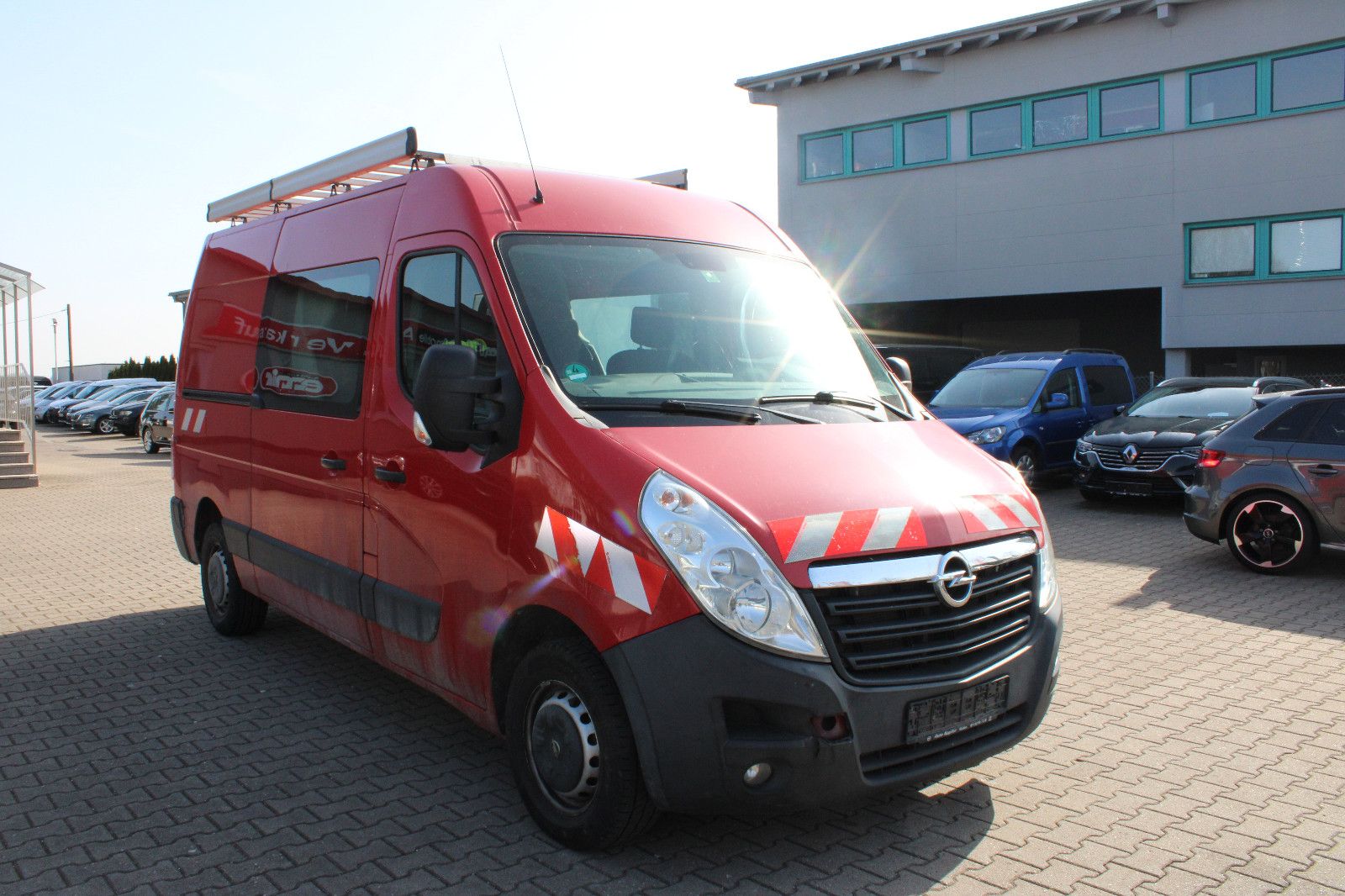 Fahrzeugabbildung Opel Movano 3500 7.Sitzer Klima