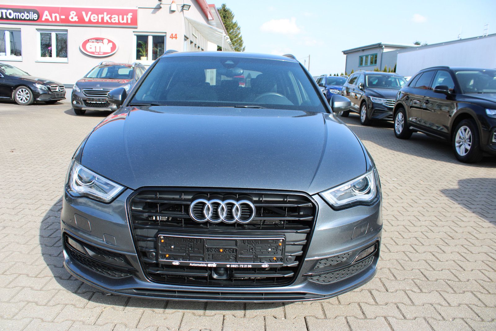 Fahrzeugabbildung Audi A3 1.8 TFSI S tronic S line Sportback