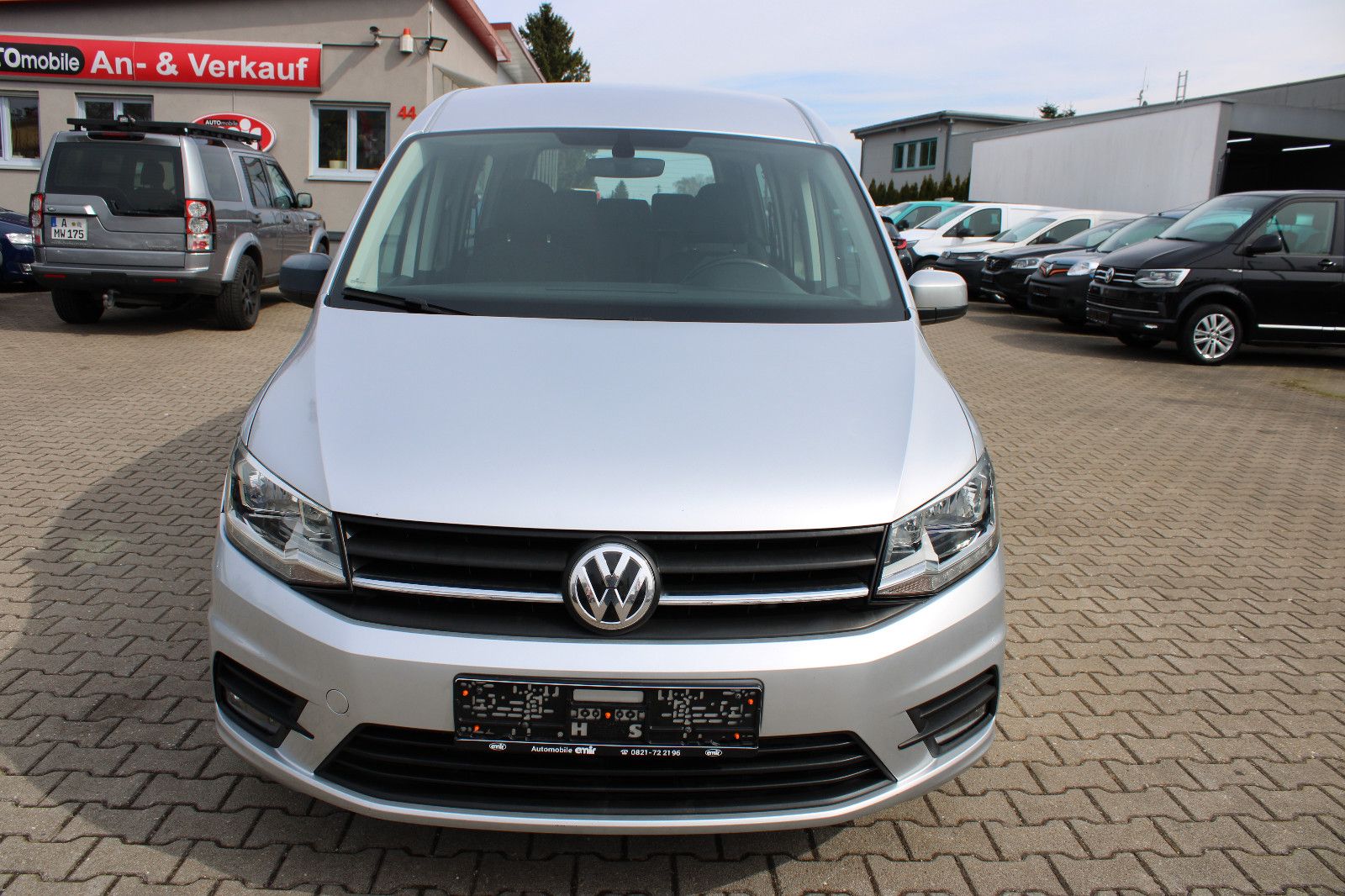 Fahrzeugabbildung Volkswagen Caddy 2,0TDI Maxi  7-Sitzer Navi,AHK,Klimaautom.