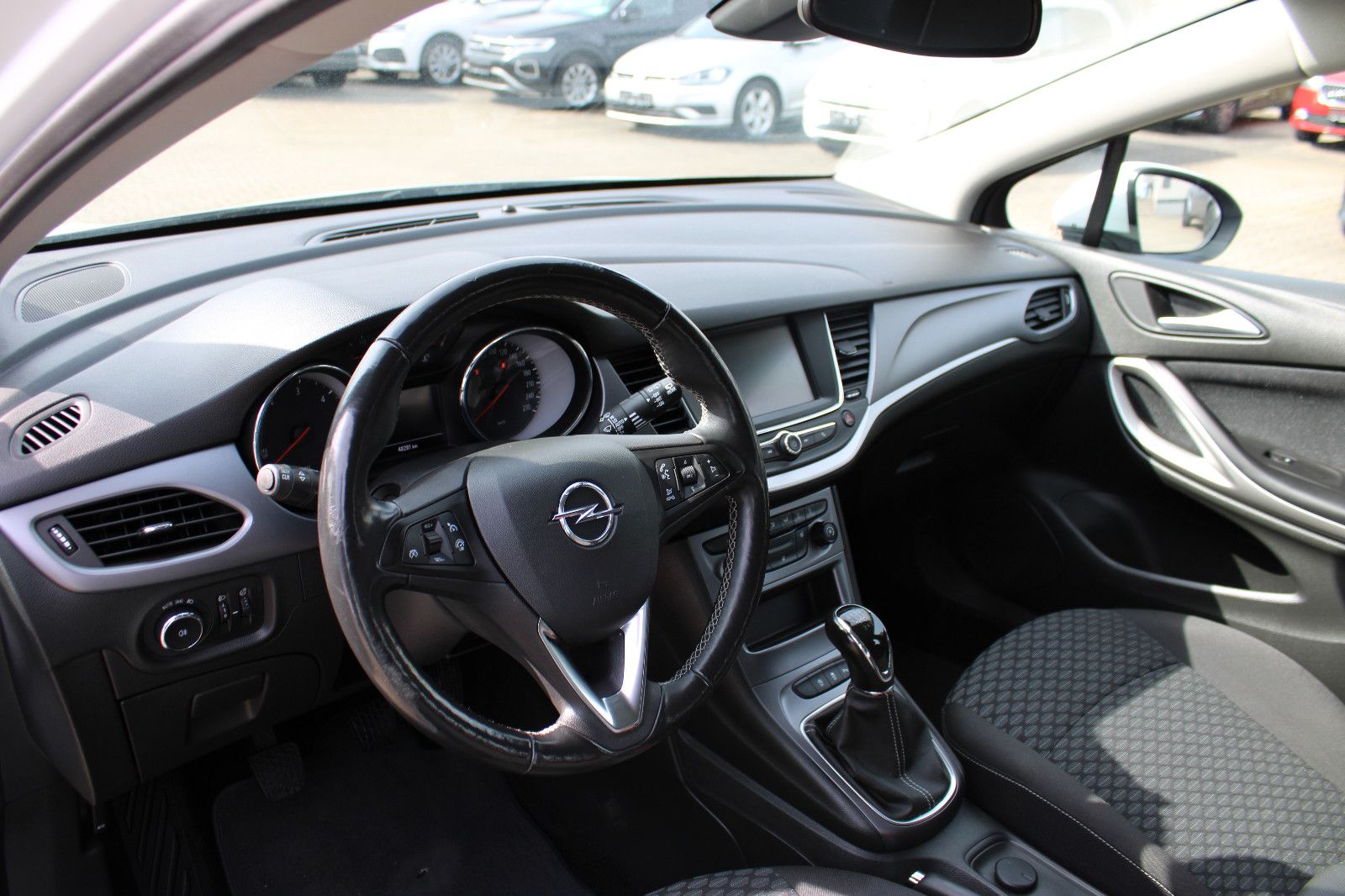 Fahrzeugabbildung Opel Astra ST 1.5 Diesel Navi,Apple/Android,SHZ,LHZ