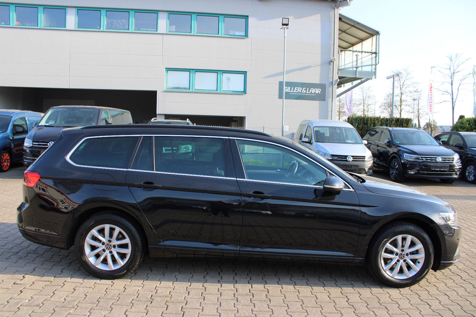 Fahrzeugabbildung Volkswagen Passat Variant 2.0 TDI Navi,PDC,Kamera,AHK.