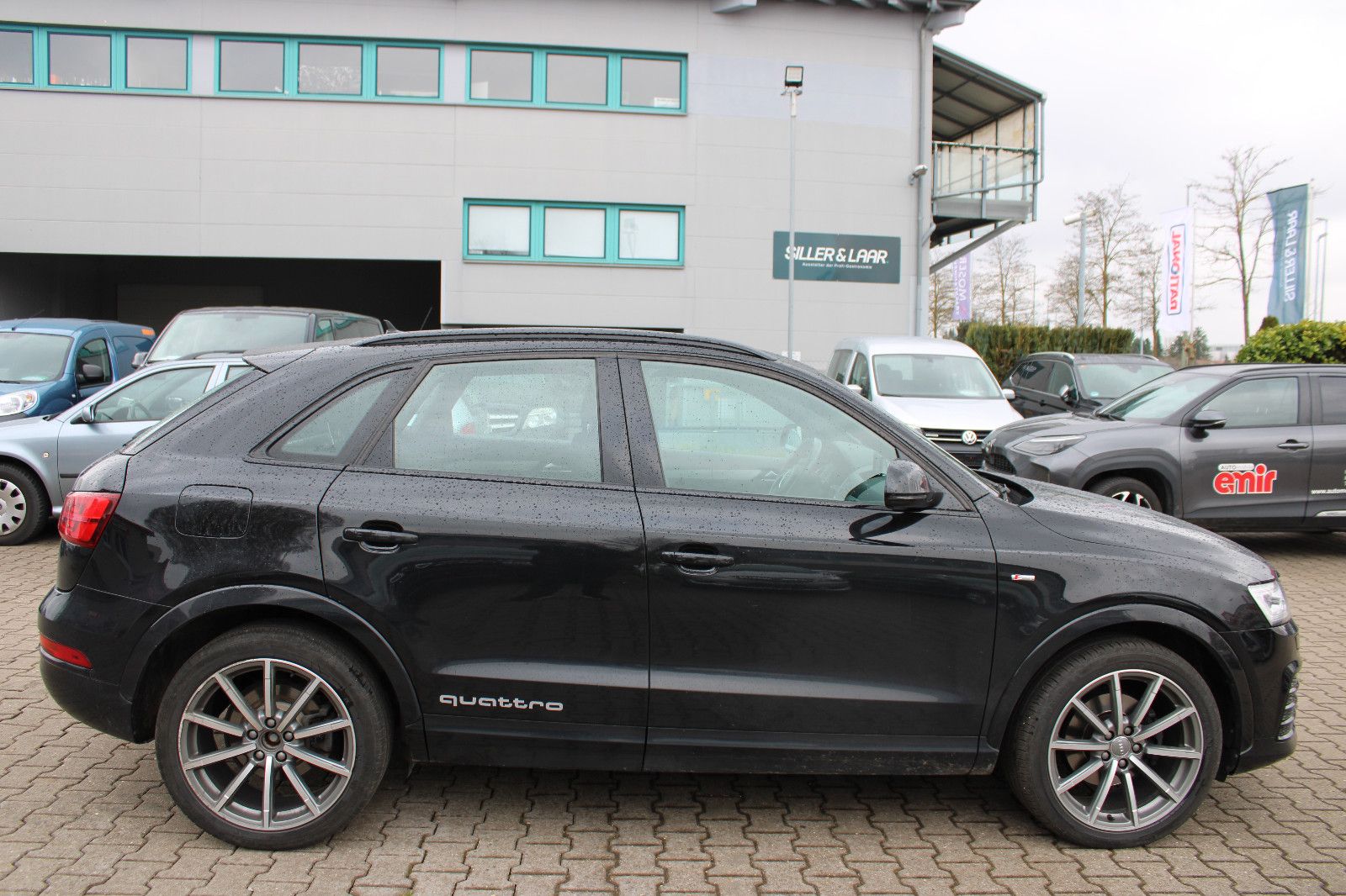 Fahrzeugabbildung Audi Q3 2.0 TDI S-Line qua. S tronic Navi,PDC,AHK,LED