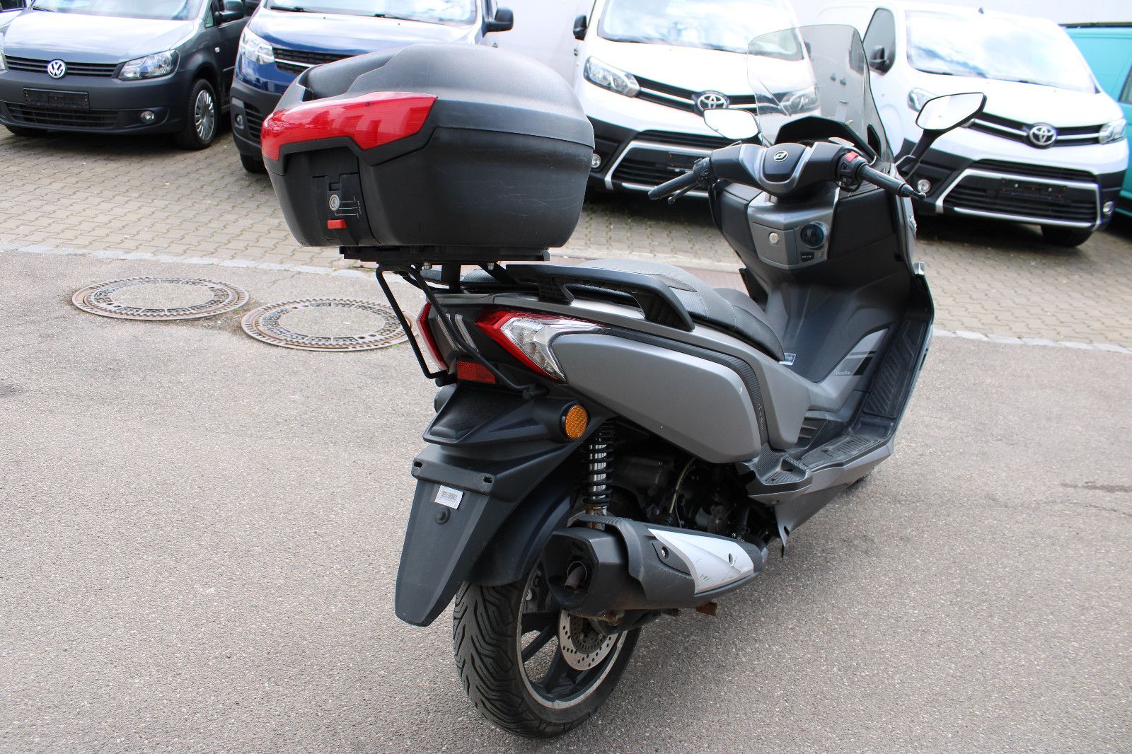 Fahrzeugabbildung Daelim XQ2 250 ABS Koffer