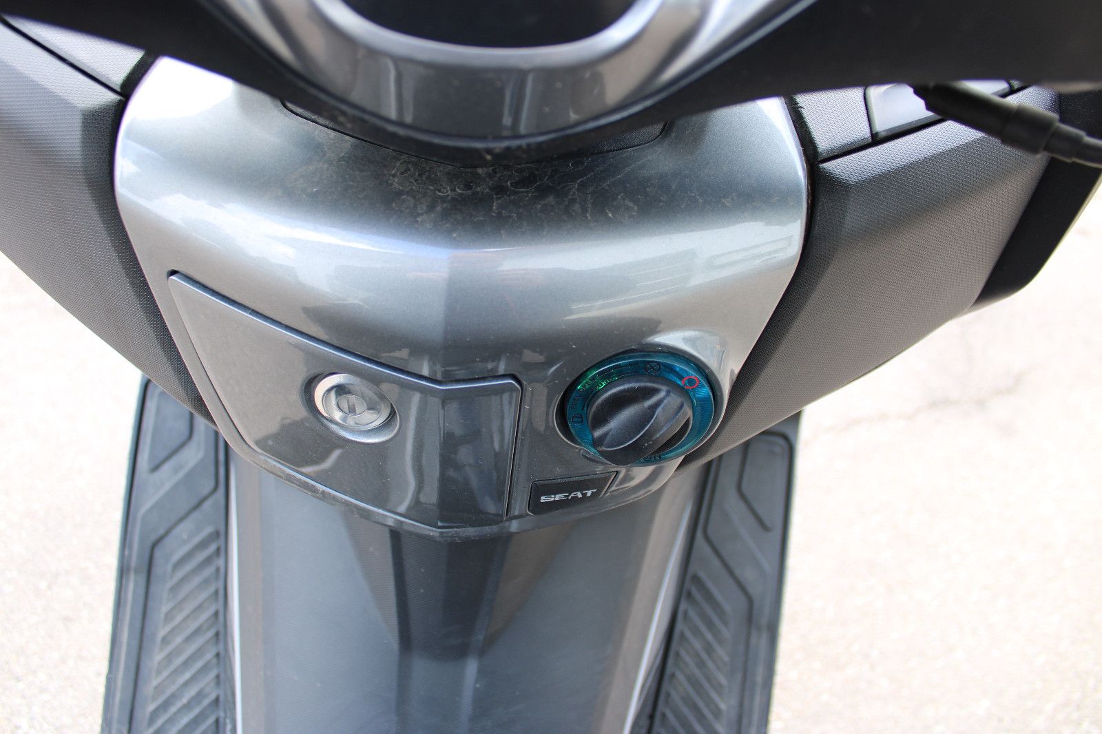 Fahrzeugabbildung Daelim XQ2 250 ABS Koffer