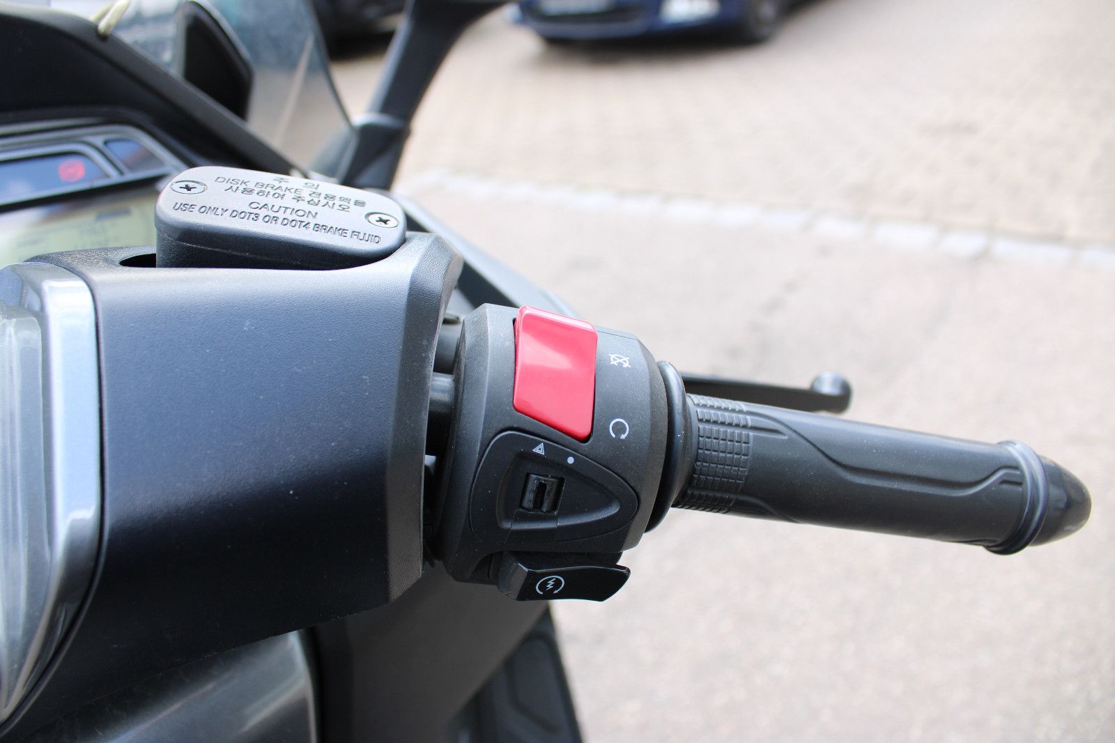 Fahrzeugabbildung Daelim XQ2 250 ABS Koffer