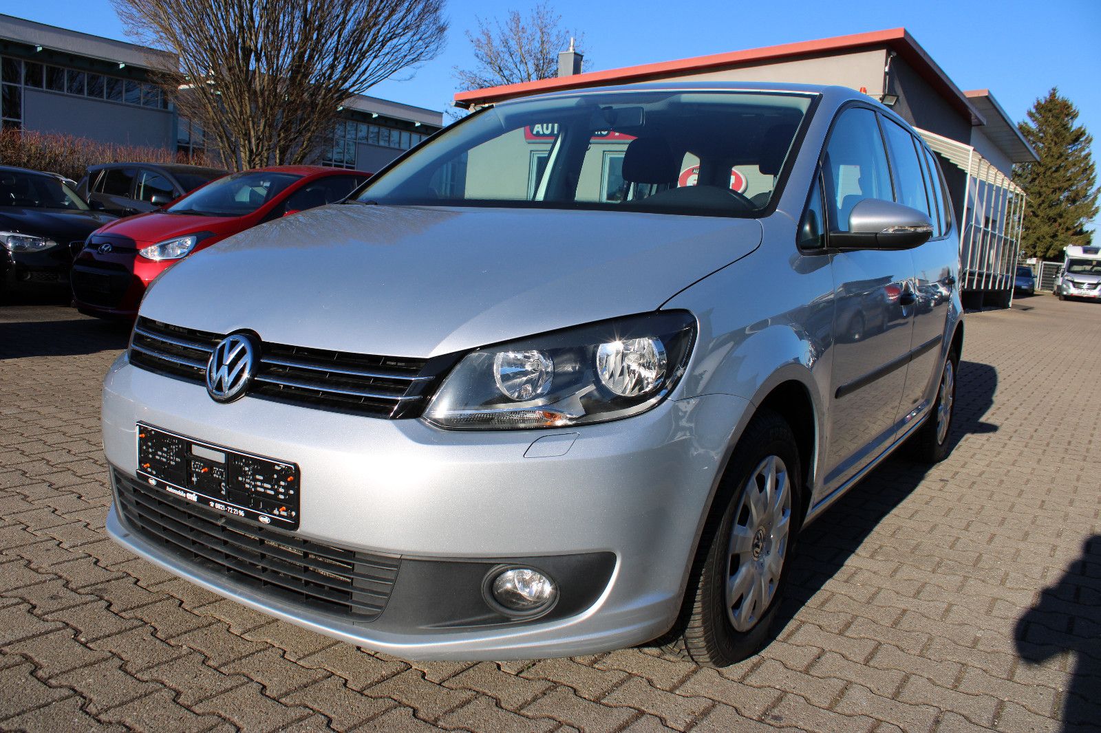 Fahrzeugabbildung Volkswagen Touran 1.6 TDI PDC,Kamera,AHK,SHZ