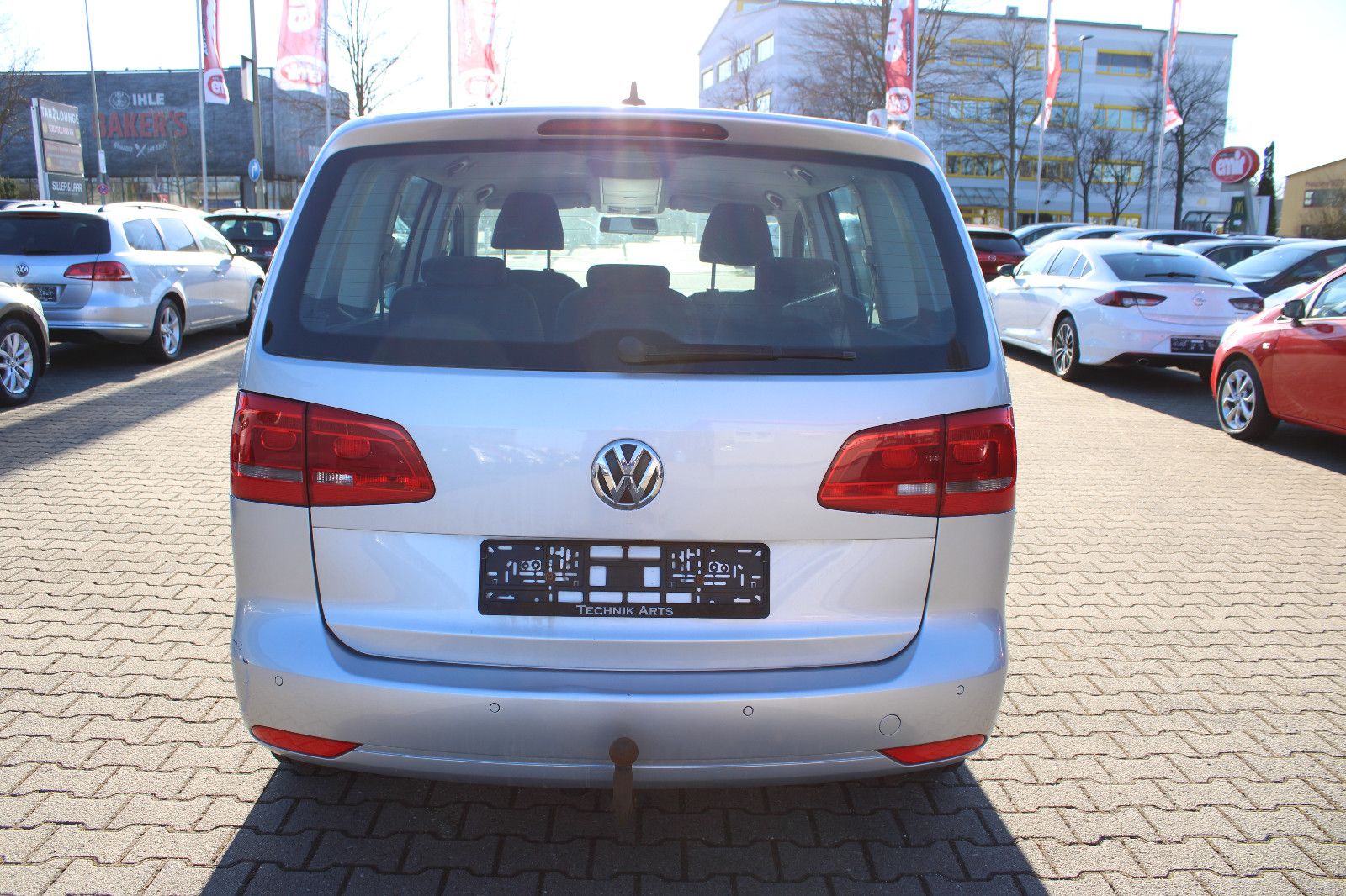 Fahrzeugabbildung Volkswagen Touran 1.6 TDI PDC,Kamera,AHK,SHZ
