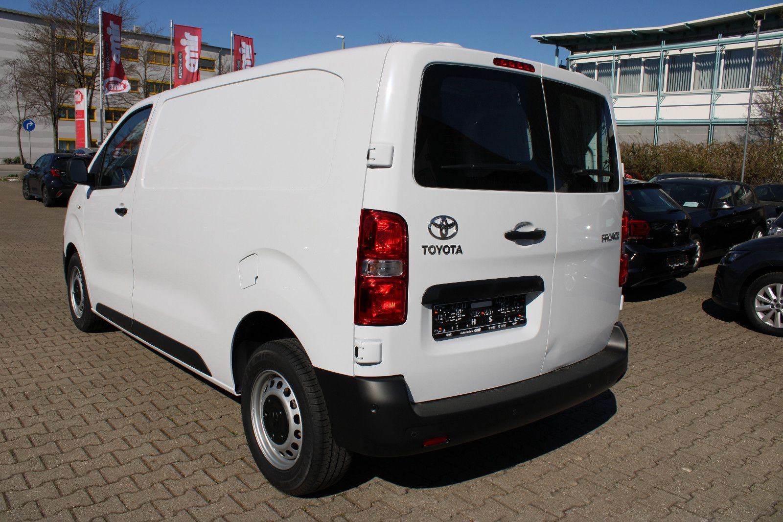 Fahrzeugabbildung Toyota Proace L1 Meister Navi,PDC,Kamera,Klima,3.Sitzer
