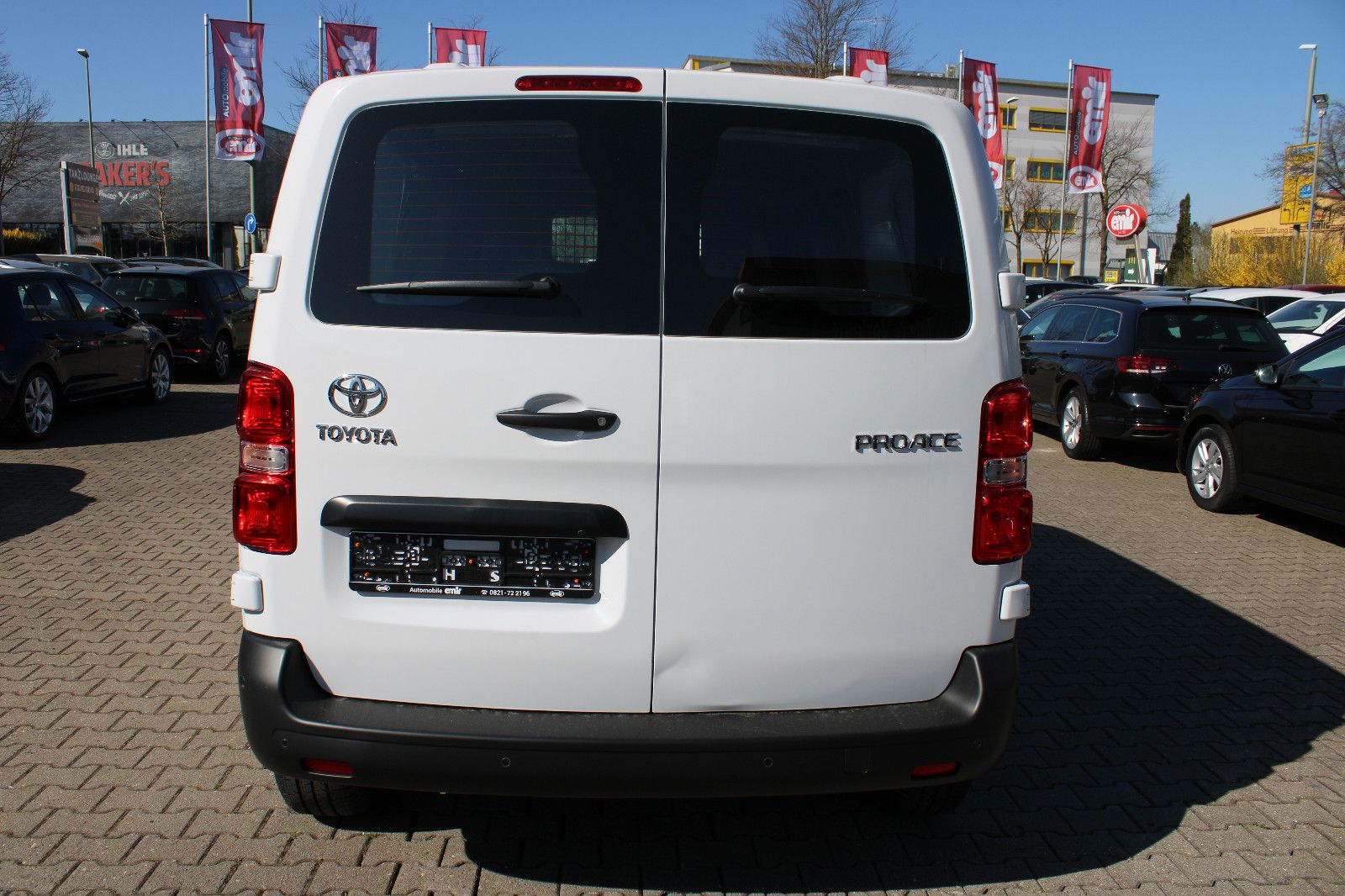 Fahrzeugabbildung Toyota Proace L1 Meister Navi,PDC,Kamera,Klima,3.Sitzer