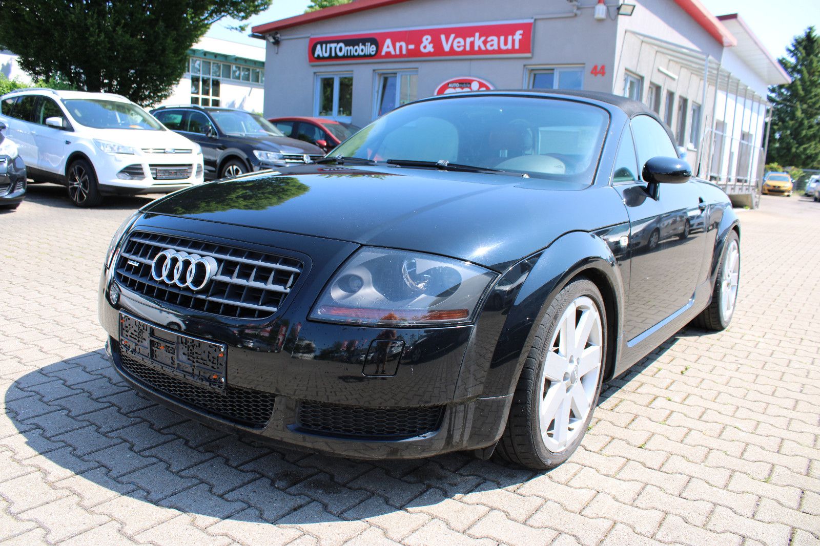 Fahrzeugabbildung Audi TT Roadster 1.8T quattro Mokassin-Leder Xenon
