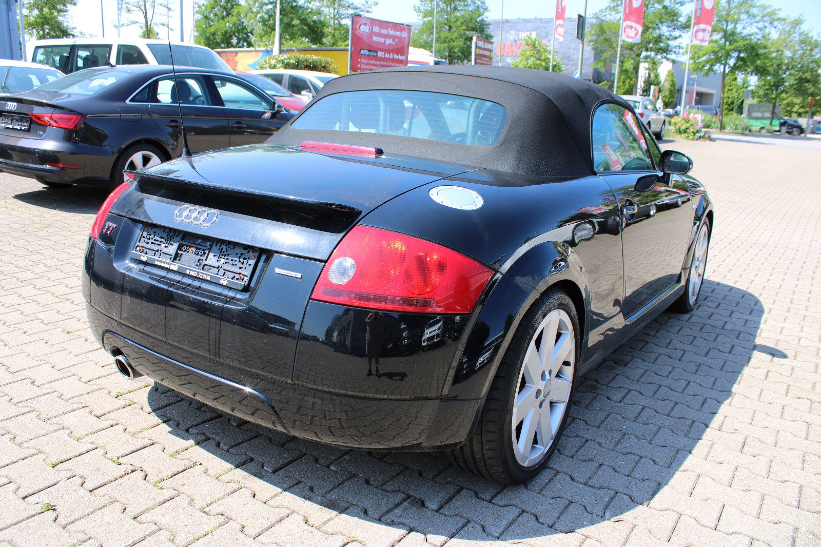 Fahrzeugabbildung Audi TT Roadster 1.8T quattro Mokassin-Leder Xenon