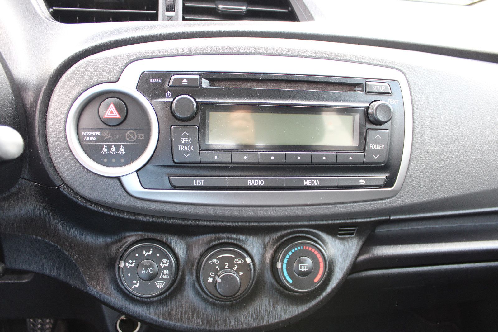 Fahrzeugabbildung Toyota Yaris 1,0-l-Dual-VVT-i Life