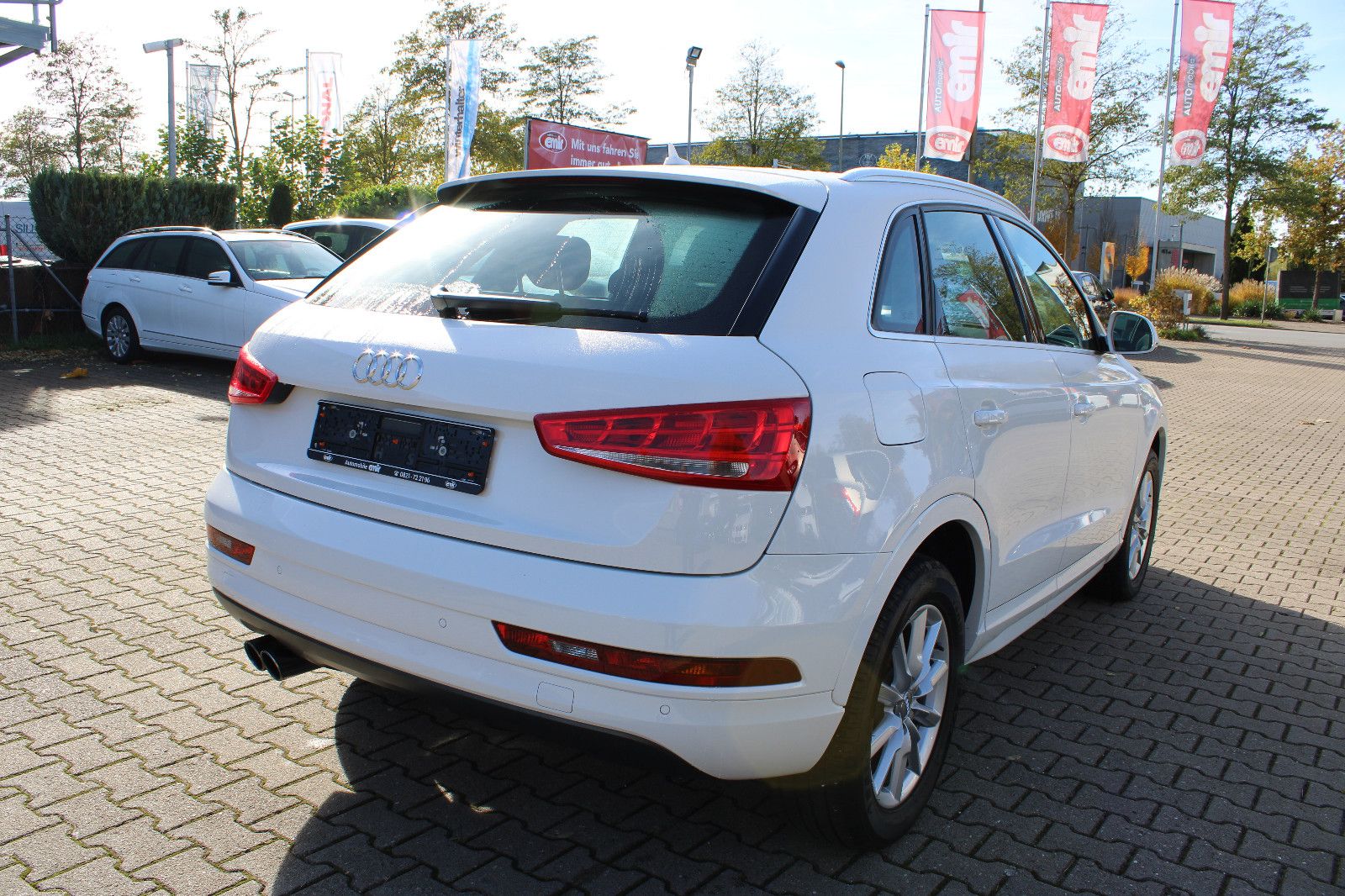 Fahrzeugabbildung Audi Q3 1.4 TFSI S tronic Navi,PDC,AHK,LED,Xenon