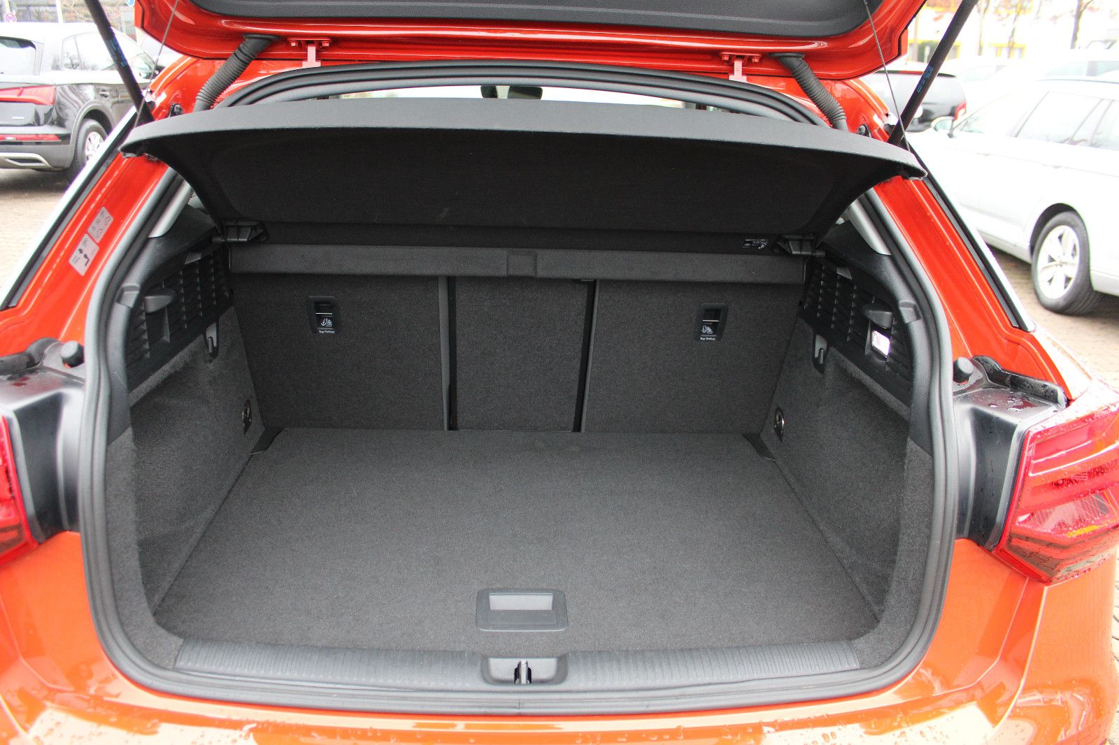 Fahrzeugabbildung Audi Q2 1.6 TDI S tronic Navi,PDC,AHK,LED