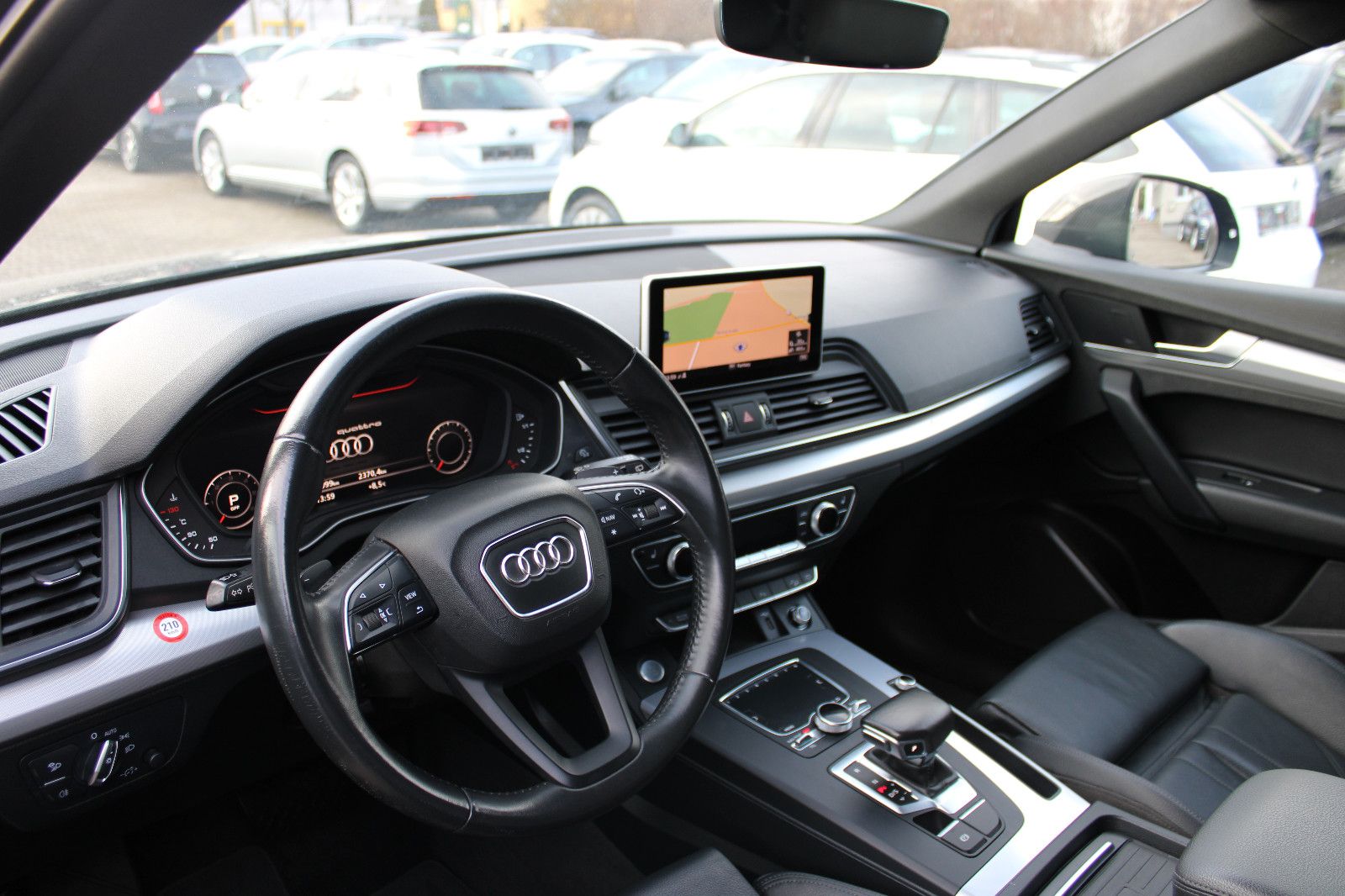 Fahrzeugabbildung Audi Q5 2.0 TDI S tronic quattro Navi,Kamera,LED,Lede