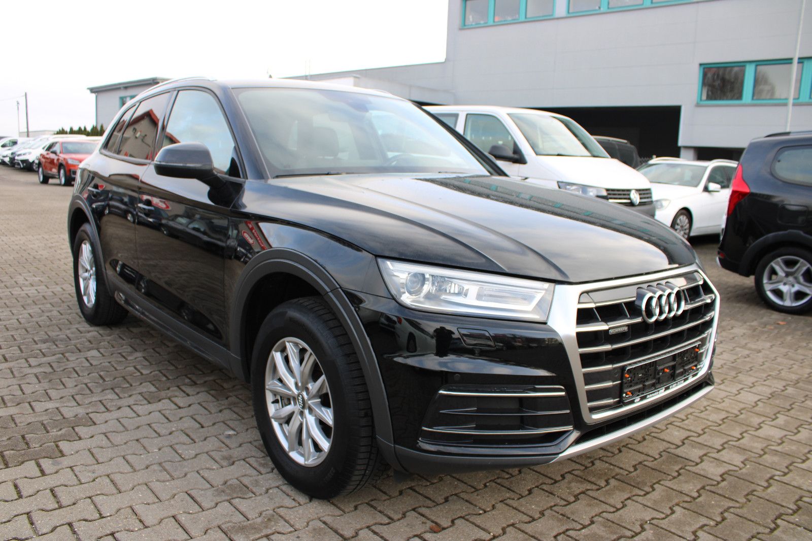 Fahrzeugabbildung Audi Q5 2.0 TDI S tronic quattro Navi,Kamera,LED,Lede