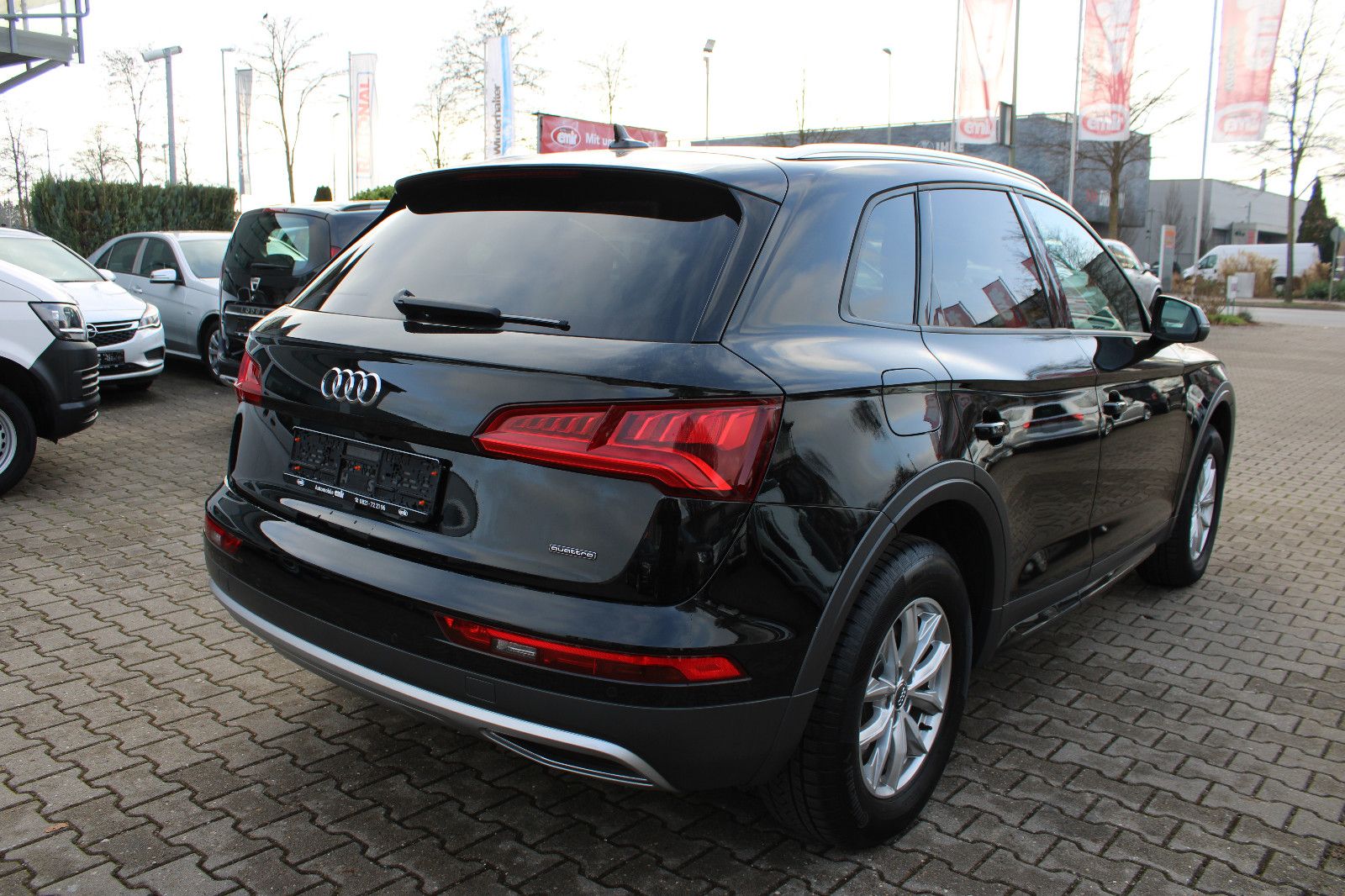 Fahrzeugabbildung Audi Q5 2.0 TDI S tronic quattro Navi,Kamera,LED,Lede