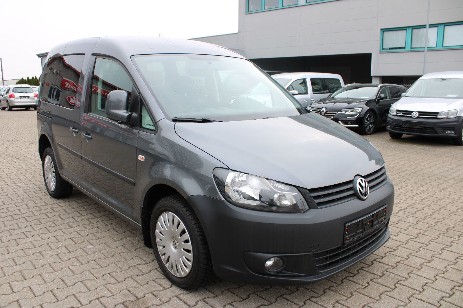 Fahrzeugabbildung Volkswagen Caddy 2,0TDI 4MOTION Roncalli Edition