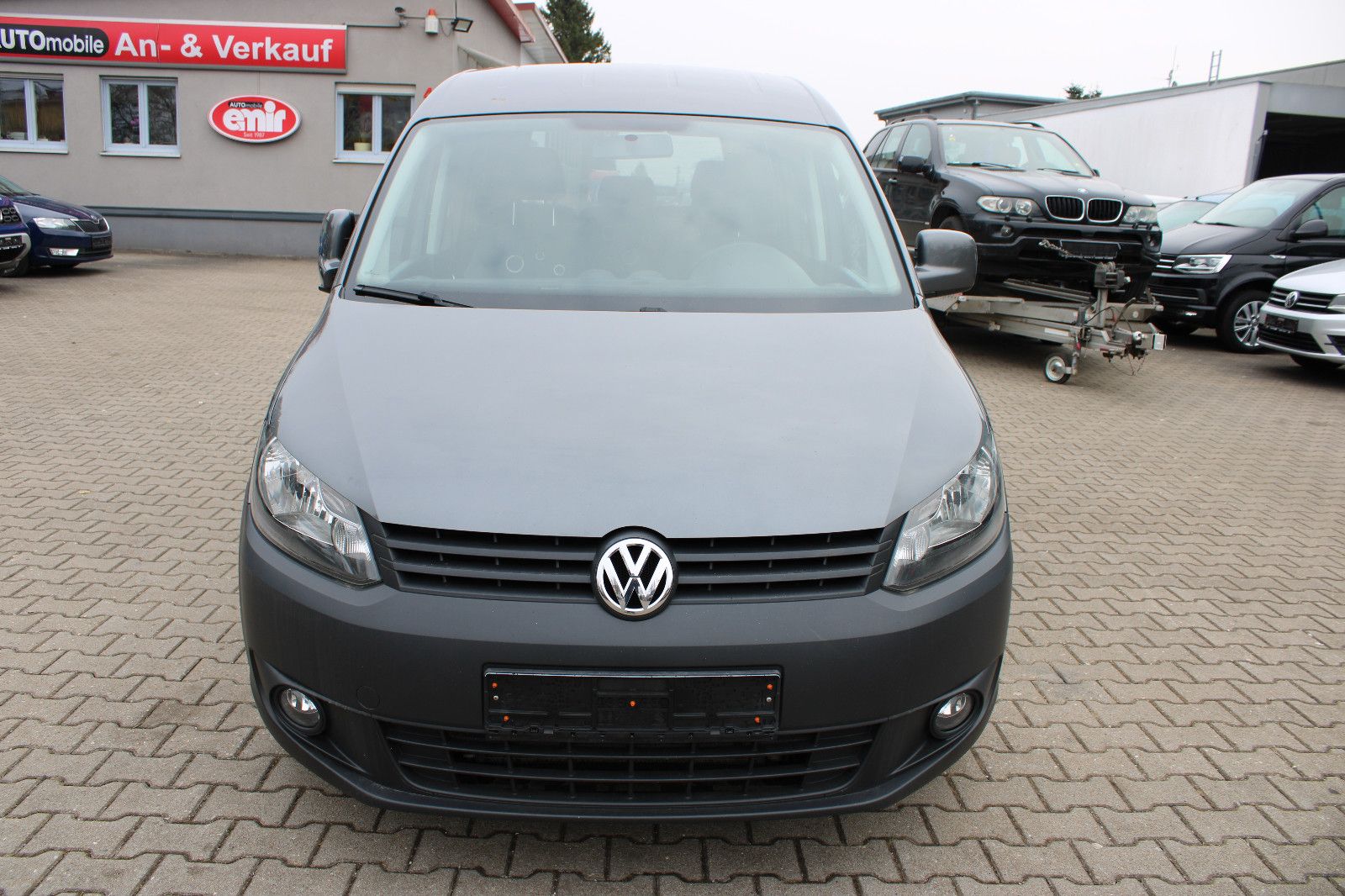 Fahrzeugabbildung Volkswagen Caddy 2,0TDI 4MOTION Roncalli Edition