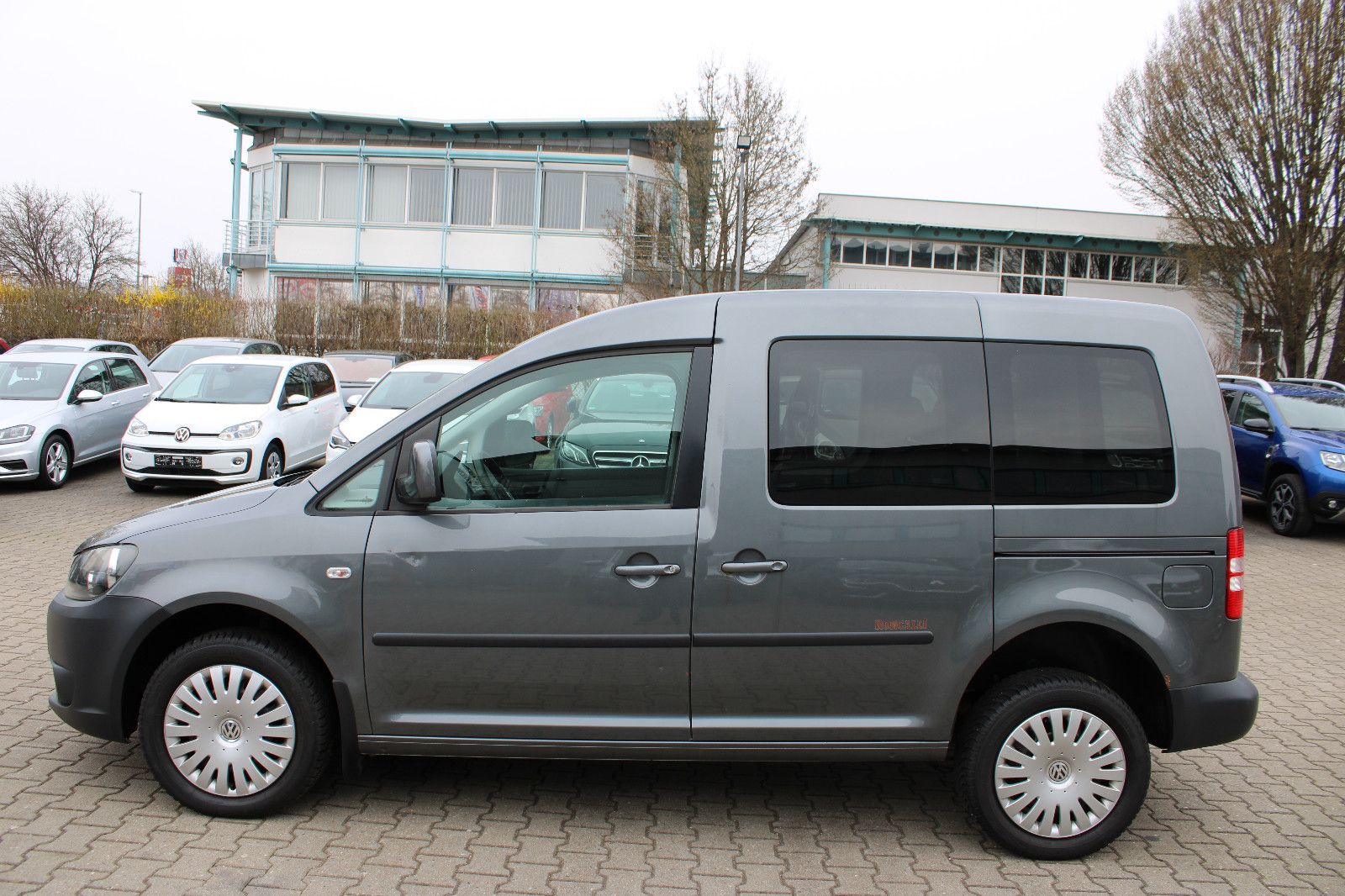 Fahrzeugabbildung Volkswagen Caddy 2,0TDI 4MOTION Roncalli Edition