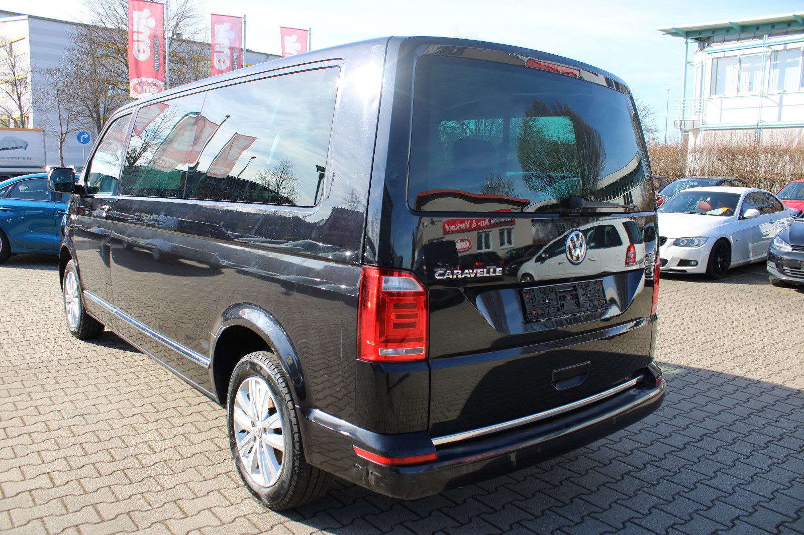 Fahrzeugabbildung Volkswagen T6 Caravelle 2.0TSI 4Motion DSG,Leder,Kamera8Sit