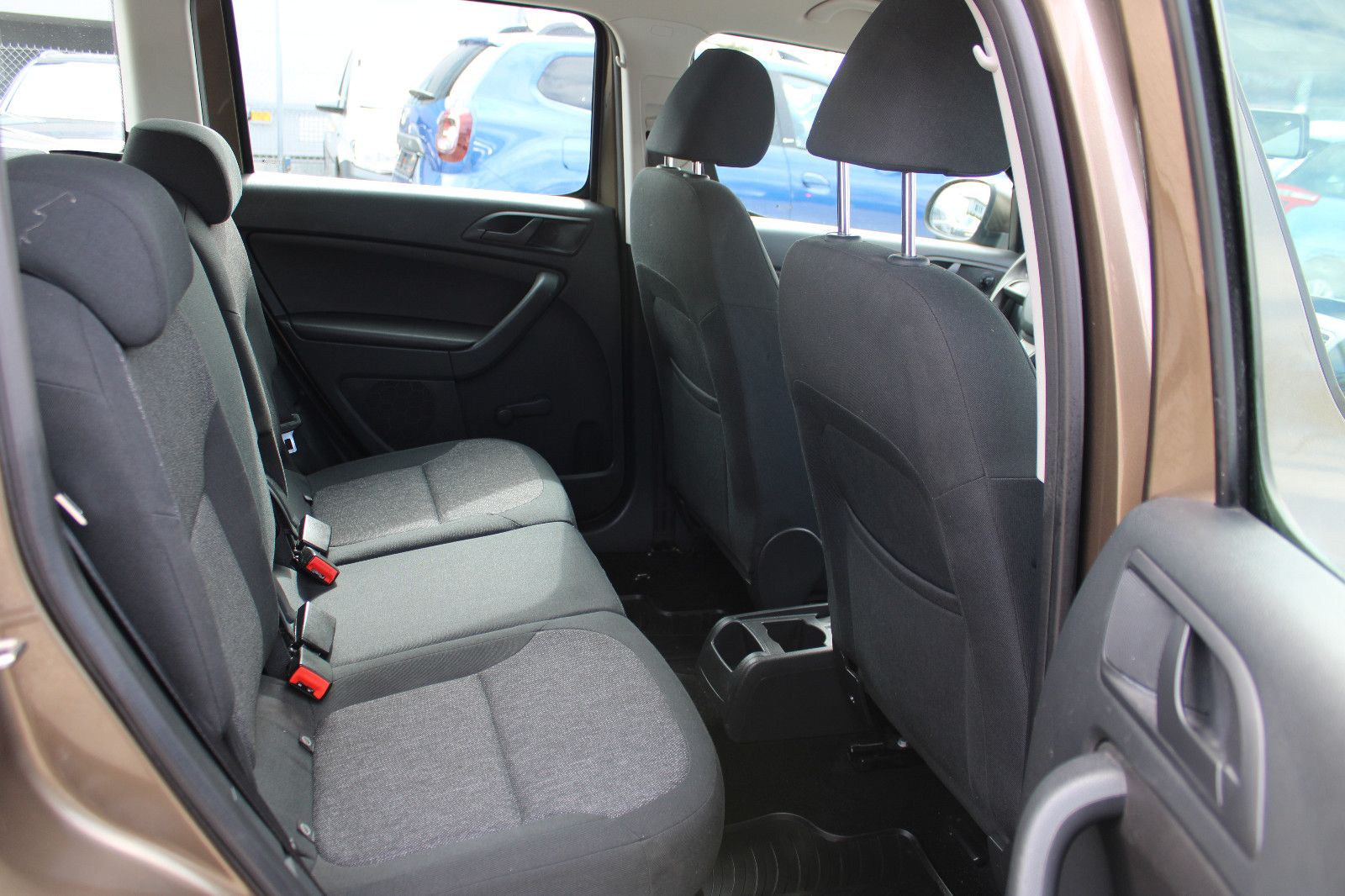 Fahrzeugabbildung SKODA Yeti 1.4 TSI DSG AHK,SHZ