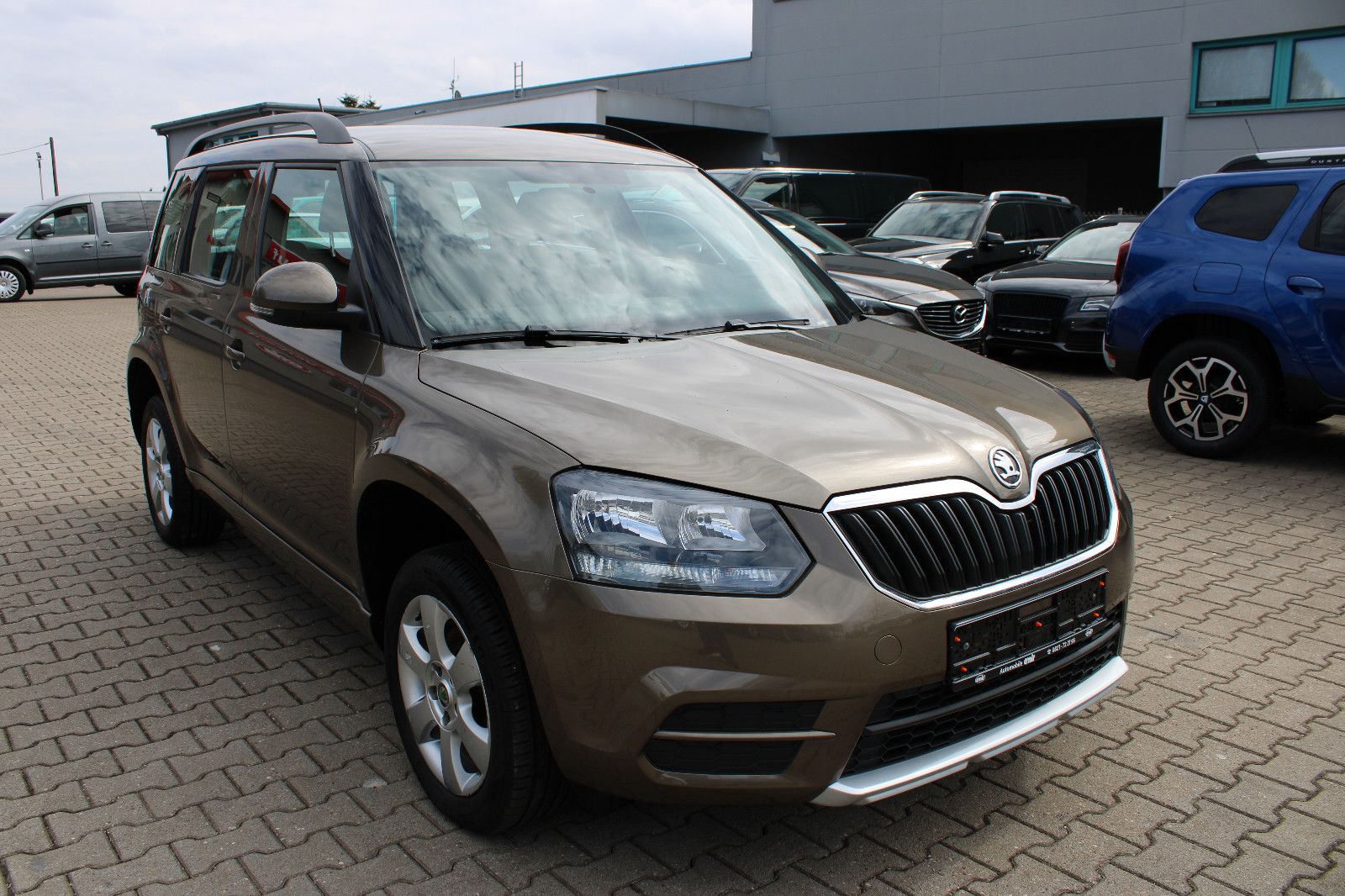 Fahrzeugabbildung SKODA Yeti 1.4 TSI DSG AHK,SHZ