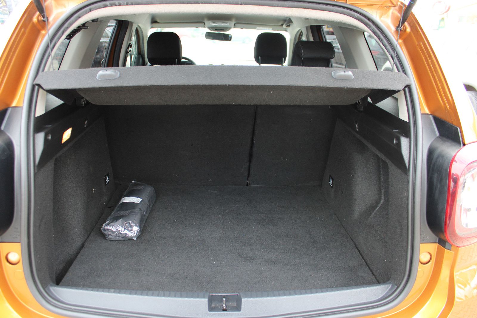 Fahrzeugabbildung Dacia Duster Blue dCi 115 2WD Klima,PDC,Kamera,AHK