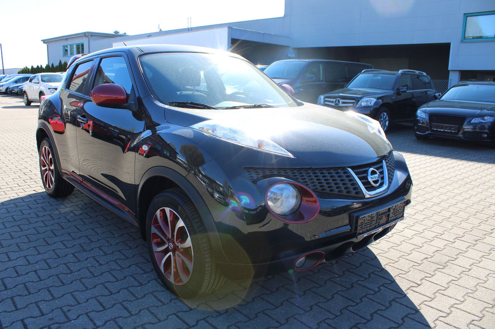 Fahrzeugabbildung Nissan Juke 1.6 DIG-T 4x2 Kamera,Navi,Klimaautom.