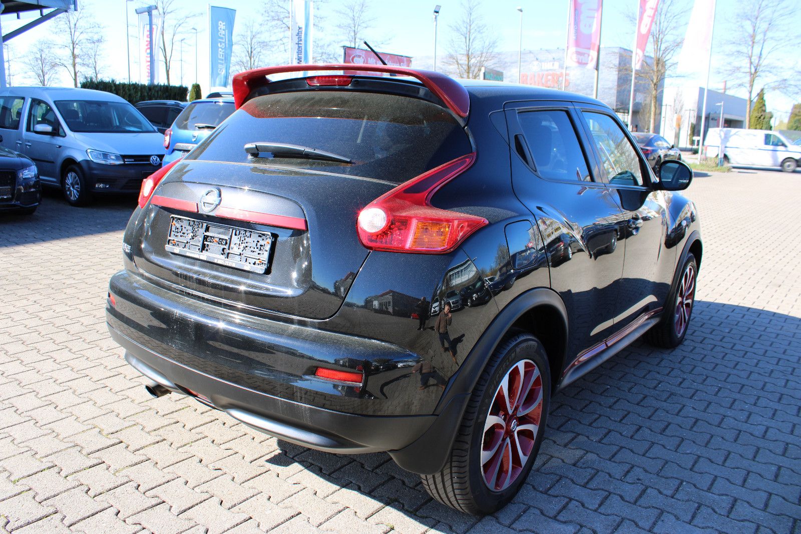 Fahrzeugabbildung Nissan Juke 1.6 DIG-T 4x2 Kamera,Navi,Klimaautom.