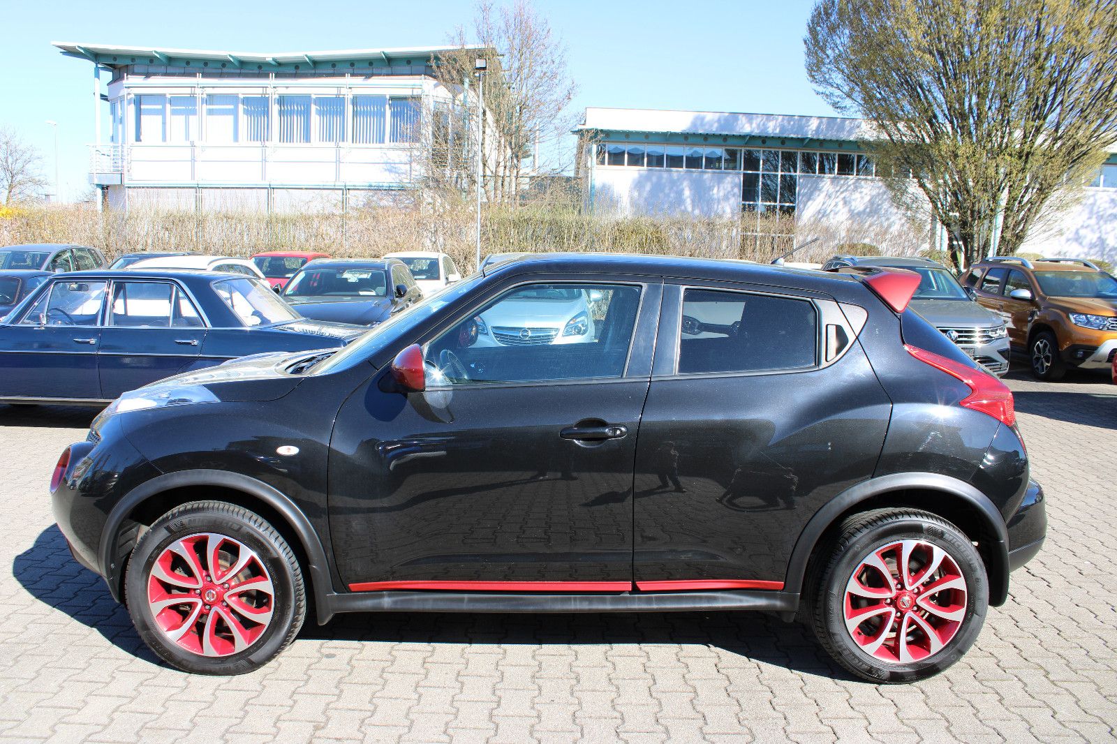 Fahrzeugabbildung Nissan Juke 1.6 DIG-T 4x2 Kamera,Navi,Klimaautom.