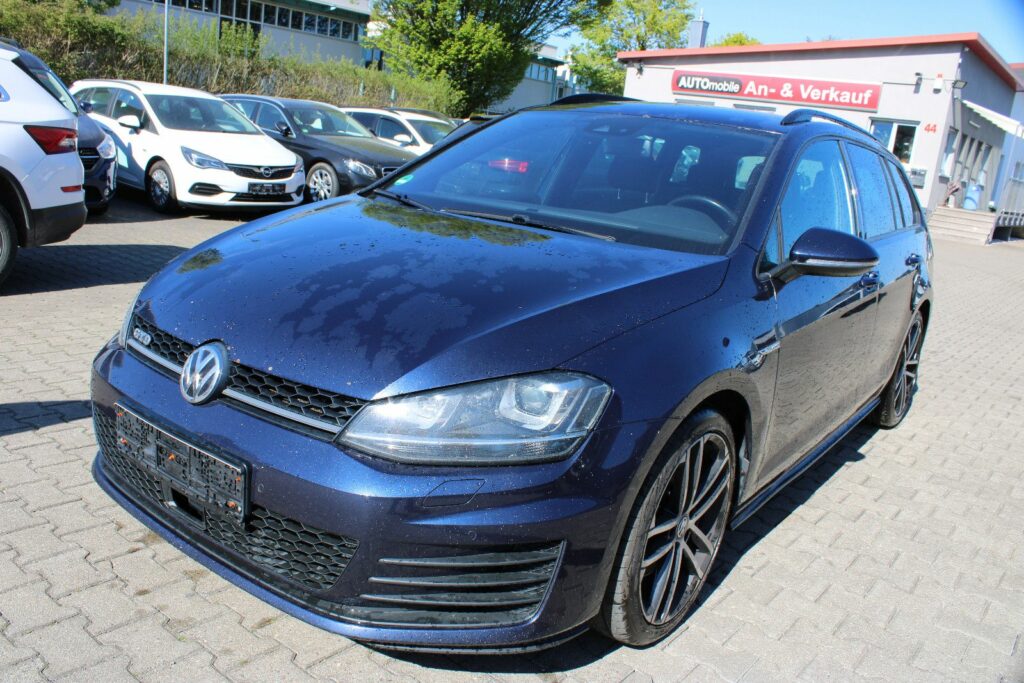 Volkswagen Golf 2.0 TDI DSG Navi,PDC,LEDSHZ GTD Variant