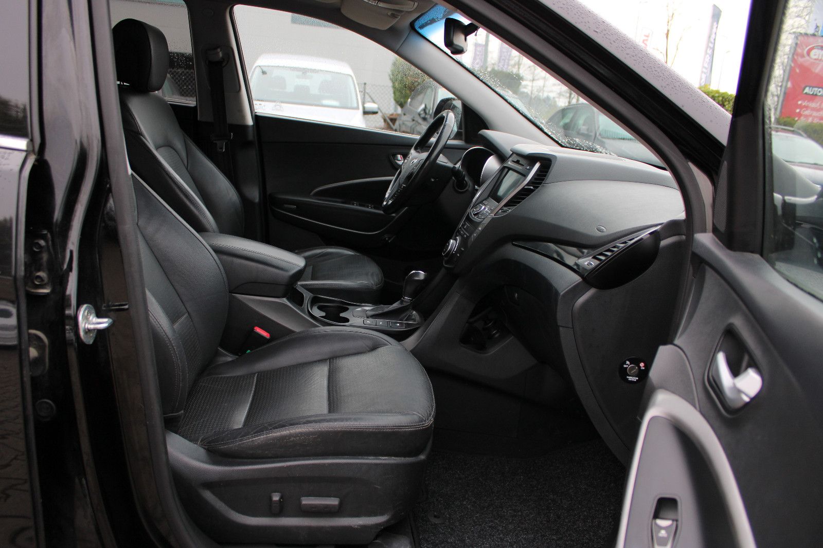 Fahrzeugabbildung Hyundai SANTA FE 2.2 CRDi Premium 4WD Automatik