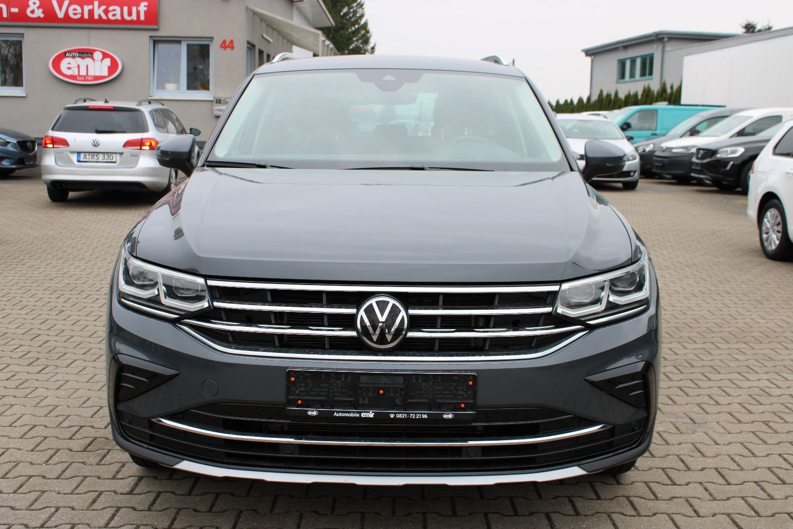 Fahrzeugabbildung Volkswagen Tiguan 1.5 TSI DSG Navi,PDC,Kamera,AHK