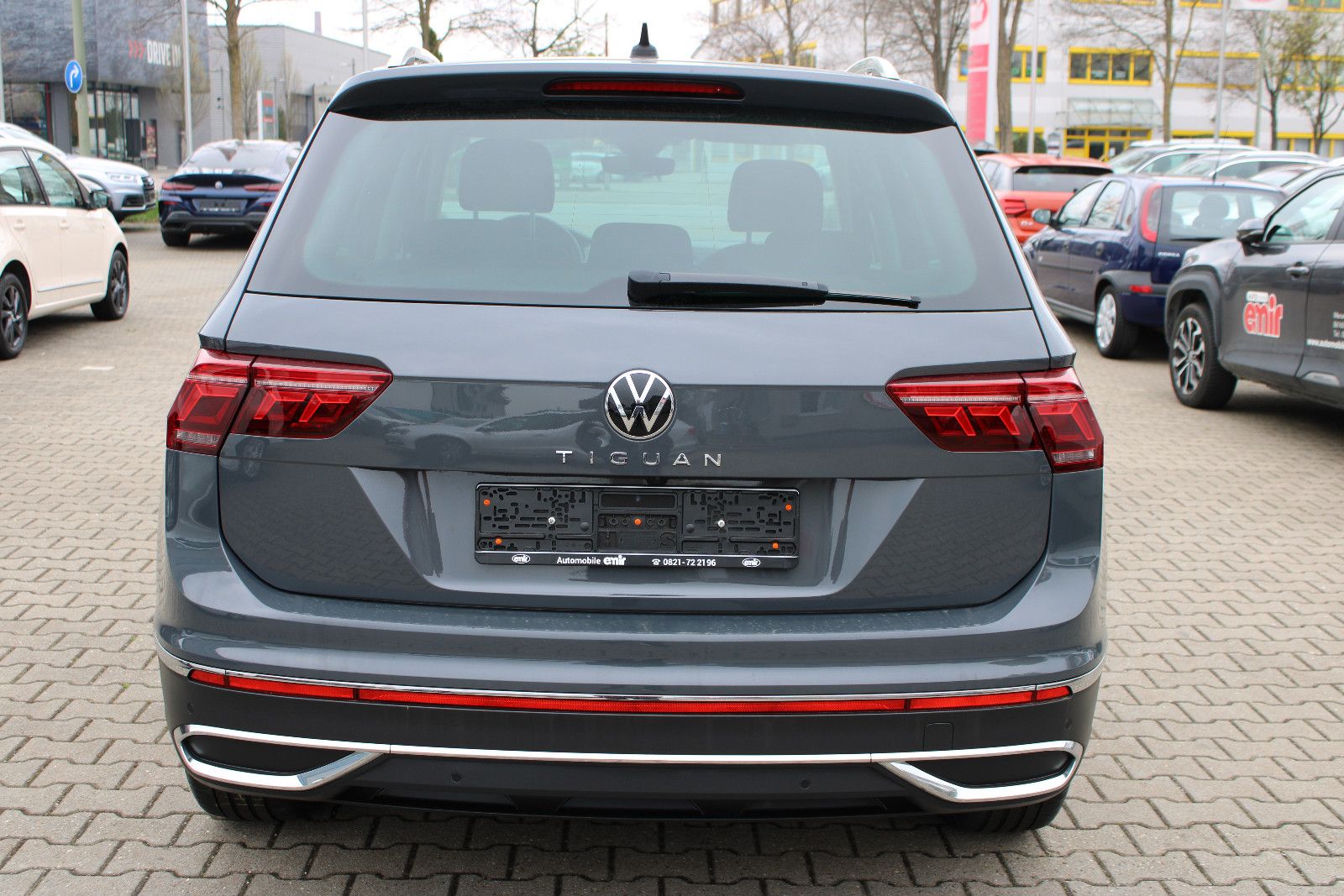 Fahrzeugabbildung Volkswagen Tiguan 1.5 TSI DSG Navi,PDC,Kamera,AHK