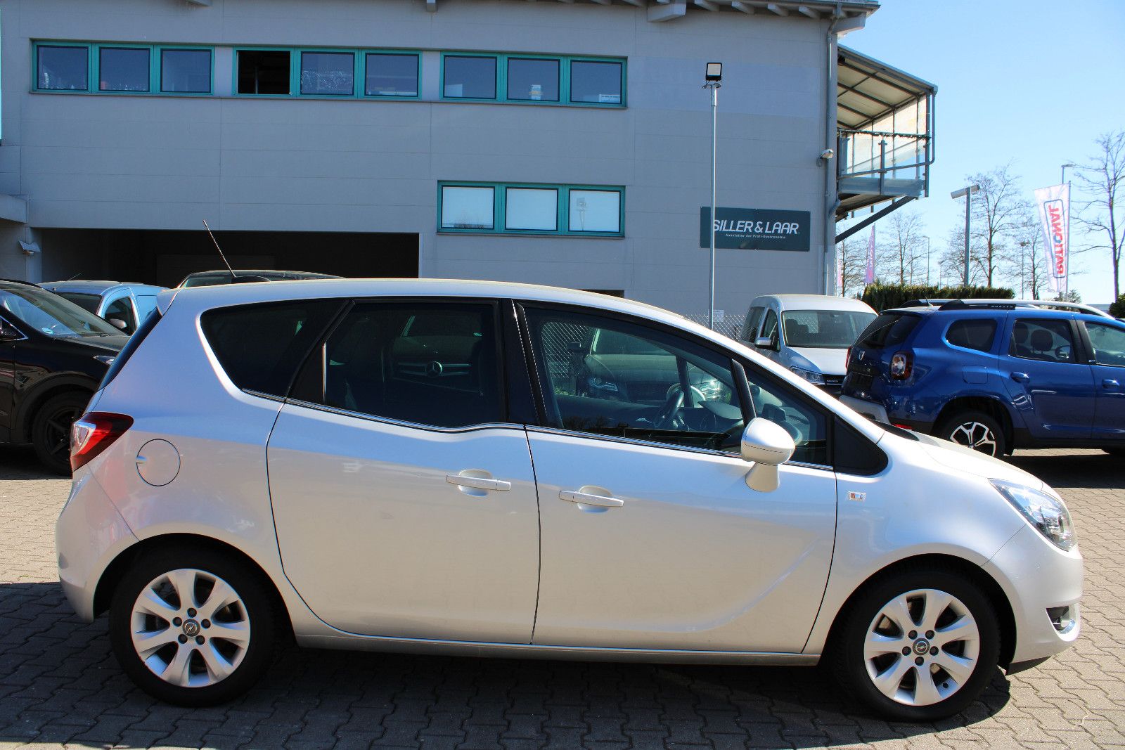 Fahrzeugabbildung Opel Meriva 1.4 INNOVATION Automatik