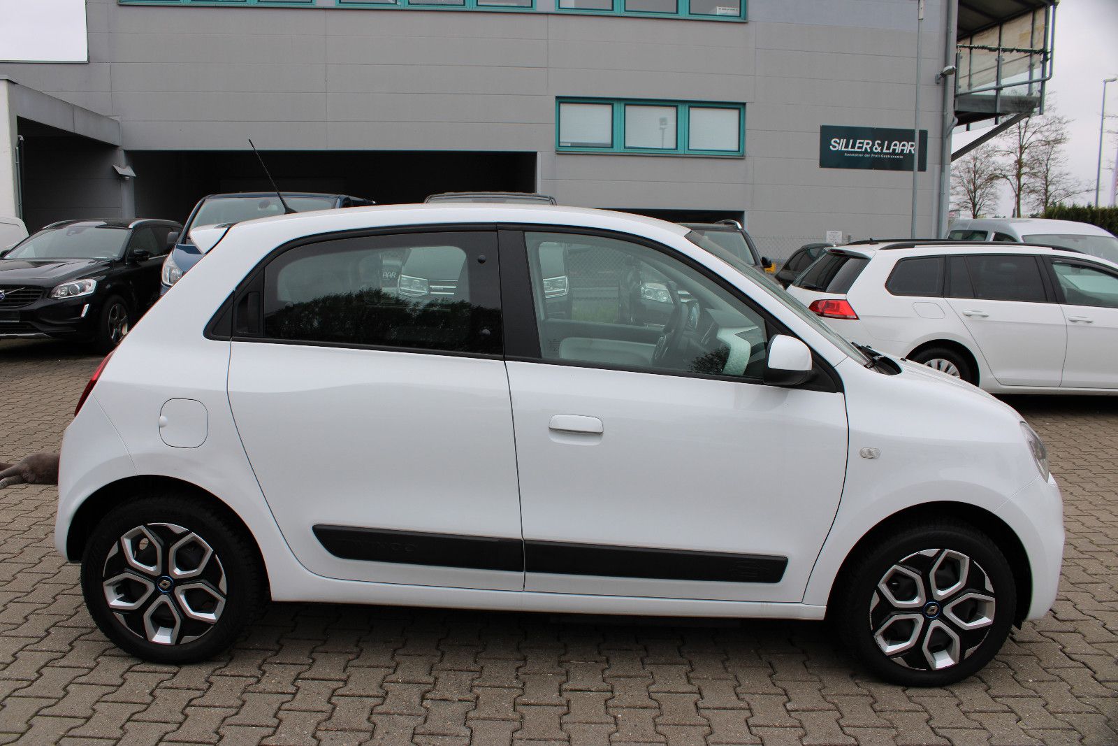 Fahrzeugabbildung Renault Twingo Electric 22KWh Apple/Android PDC,LED