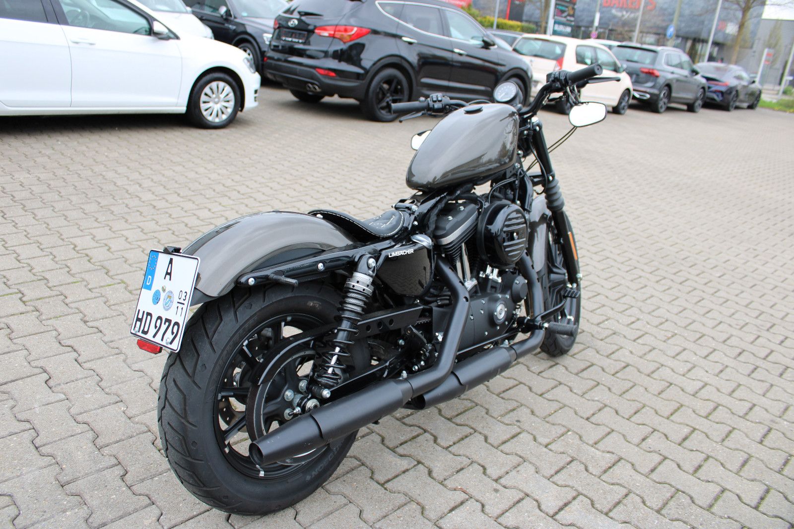 Fahrzeugabbildung Harley-Davidson Sportster 883 Iron