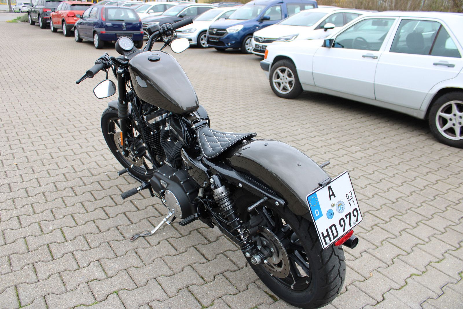 Fahrzeugabbildung Harley-Davidson Sportster 883 Iron