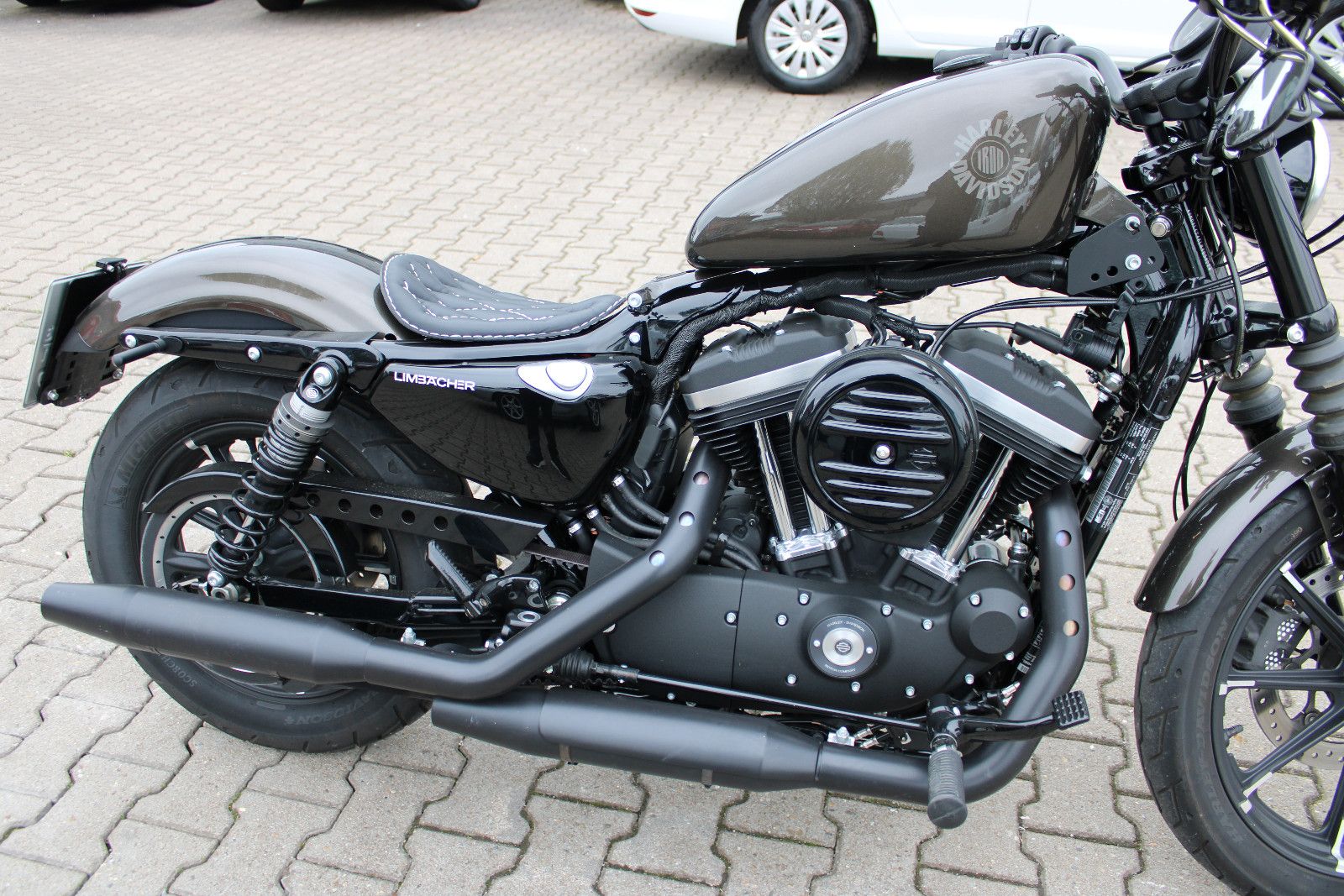 Fahrzeugabbildung Harley-Davidson Sportster 883 Iron